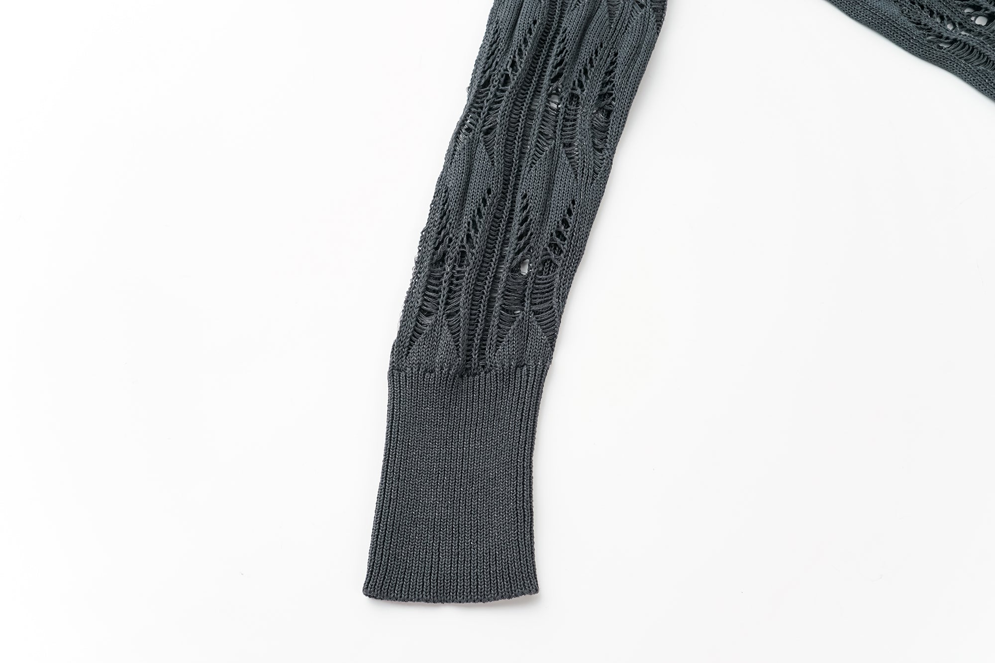 OINIMI Geometric Open-Knit Pullover