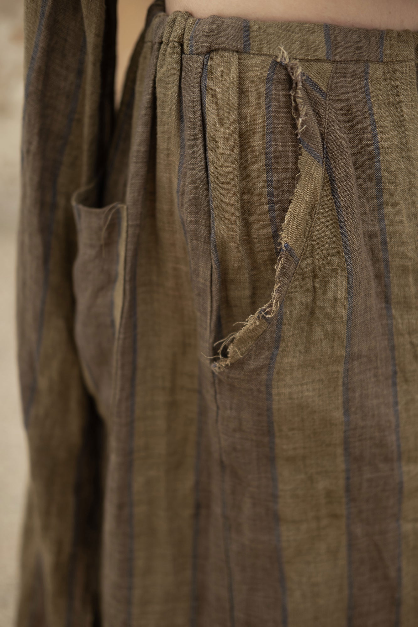INCH LIM Striped Raw-Edge Drawstring Wide-Leg Pants