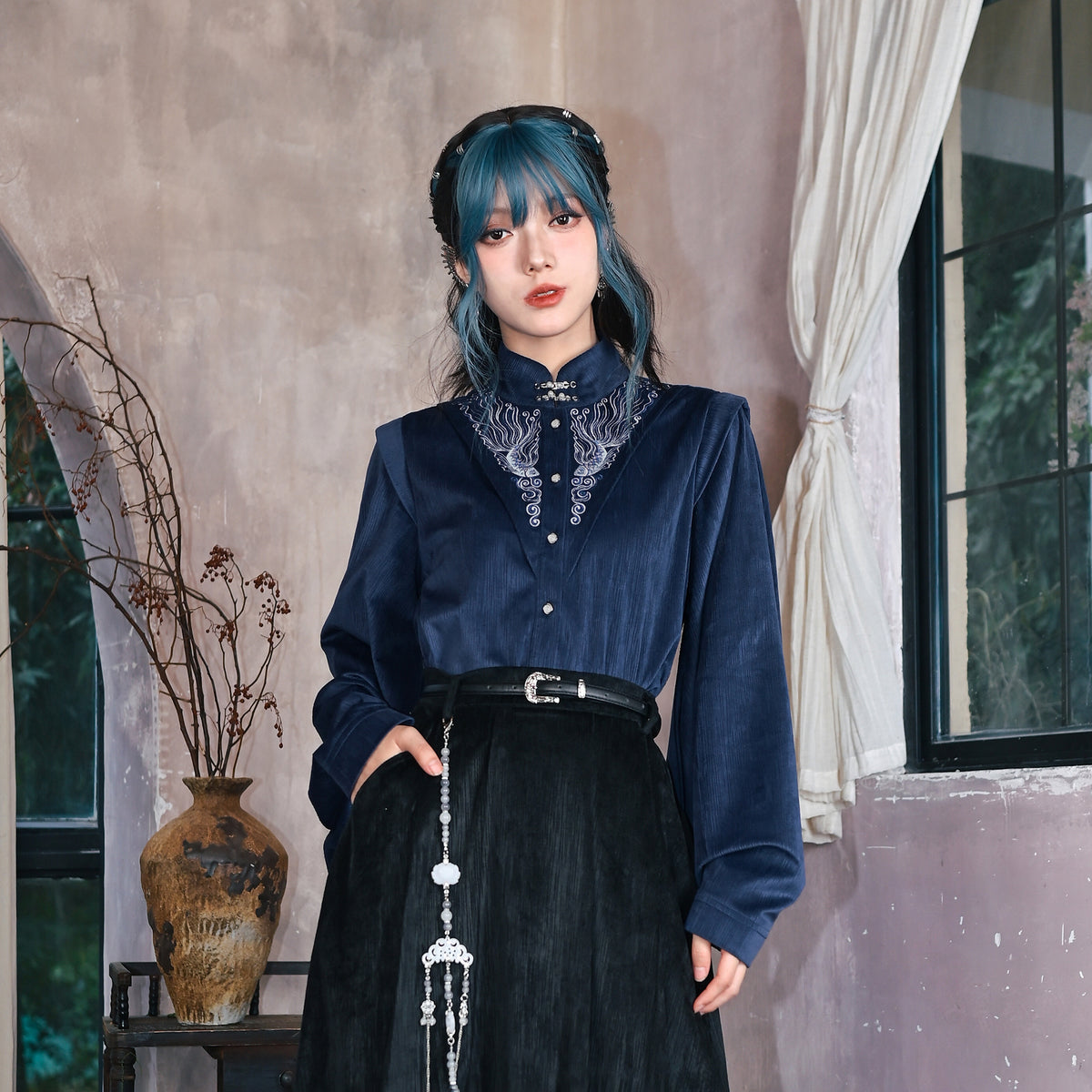 GUGUAI Embroidered Mandarin Collar Balloon-Sleeve Shirt