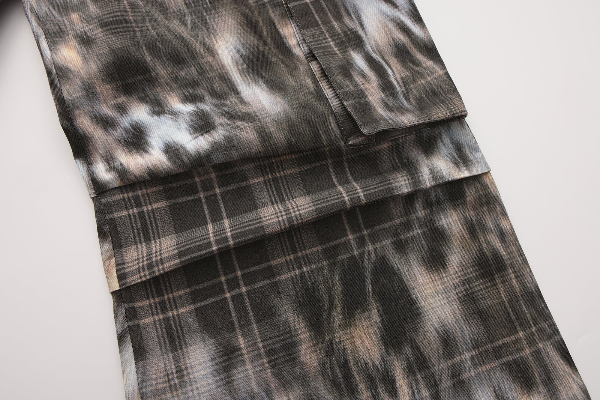 FAYCHUI Multi-Pocket Leopard Plaid Utility Pants