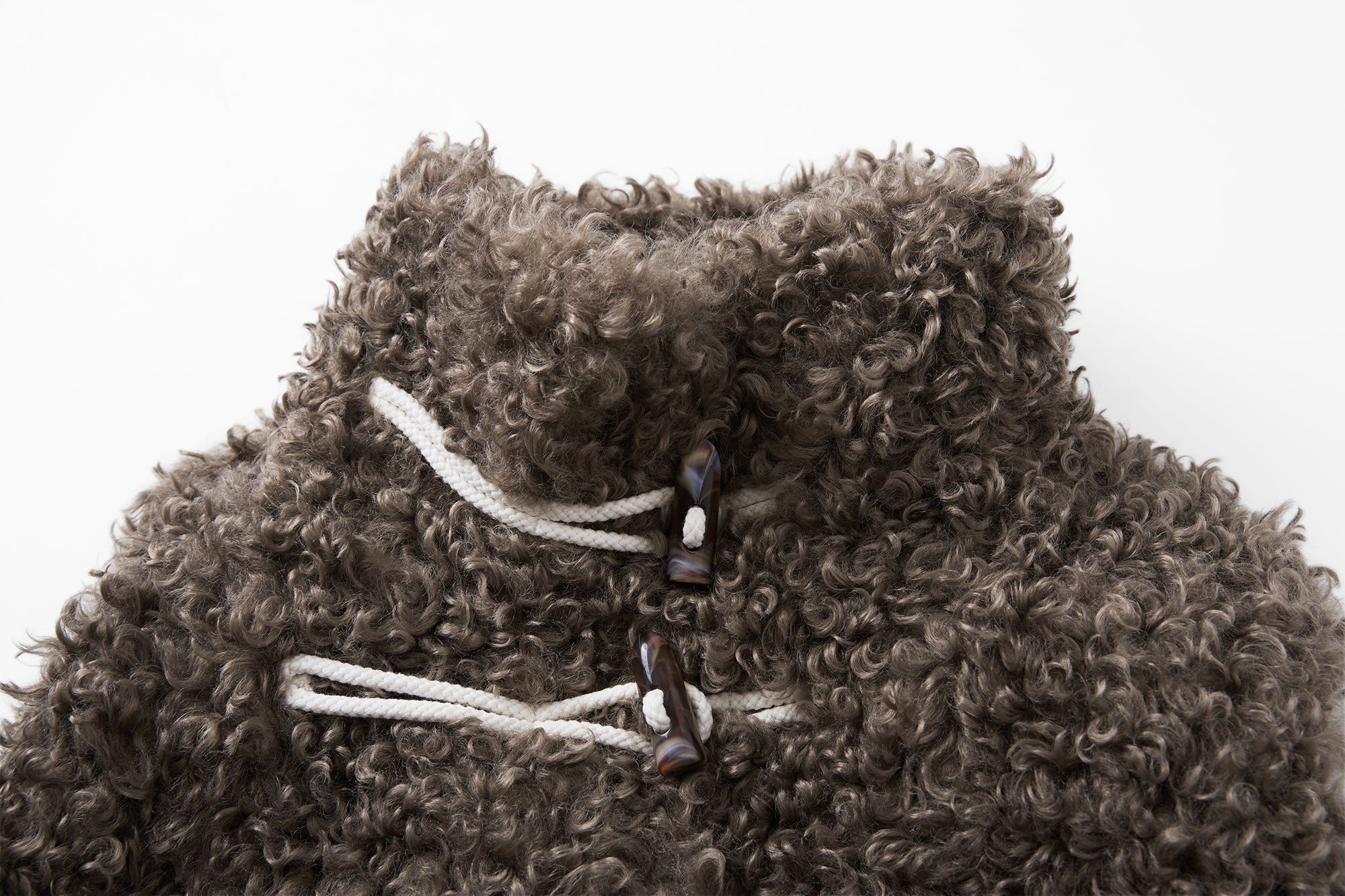 SAME FLOW Curly Faux Shearling Toggle Vest