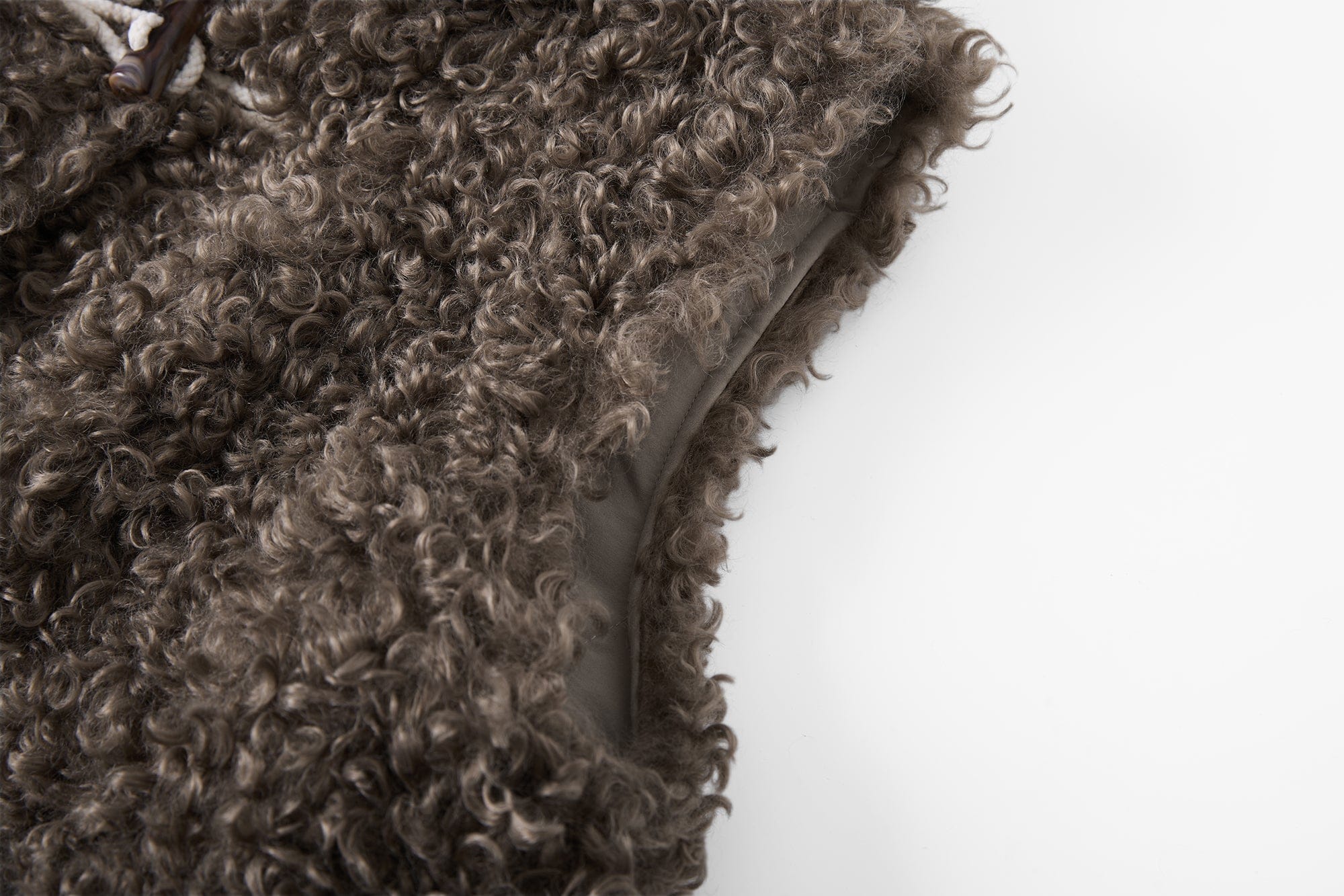 SAME FLOW Curly Faux Shearling Toggle Vest