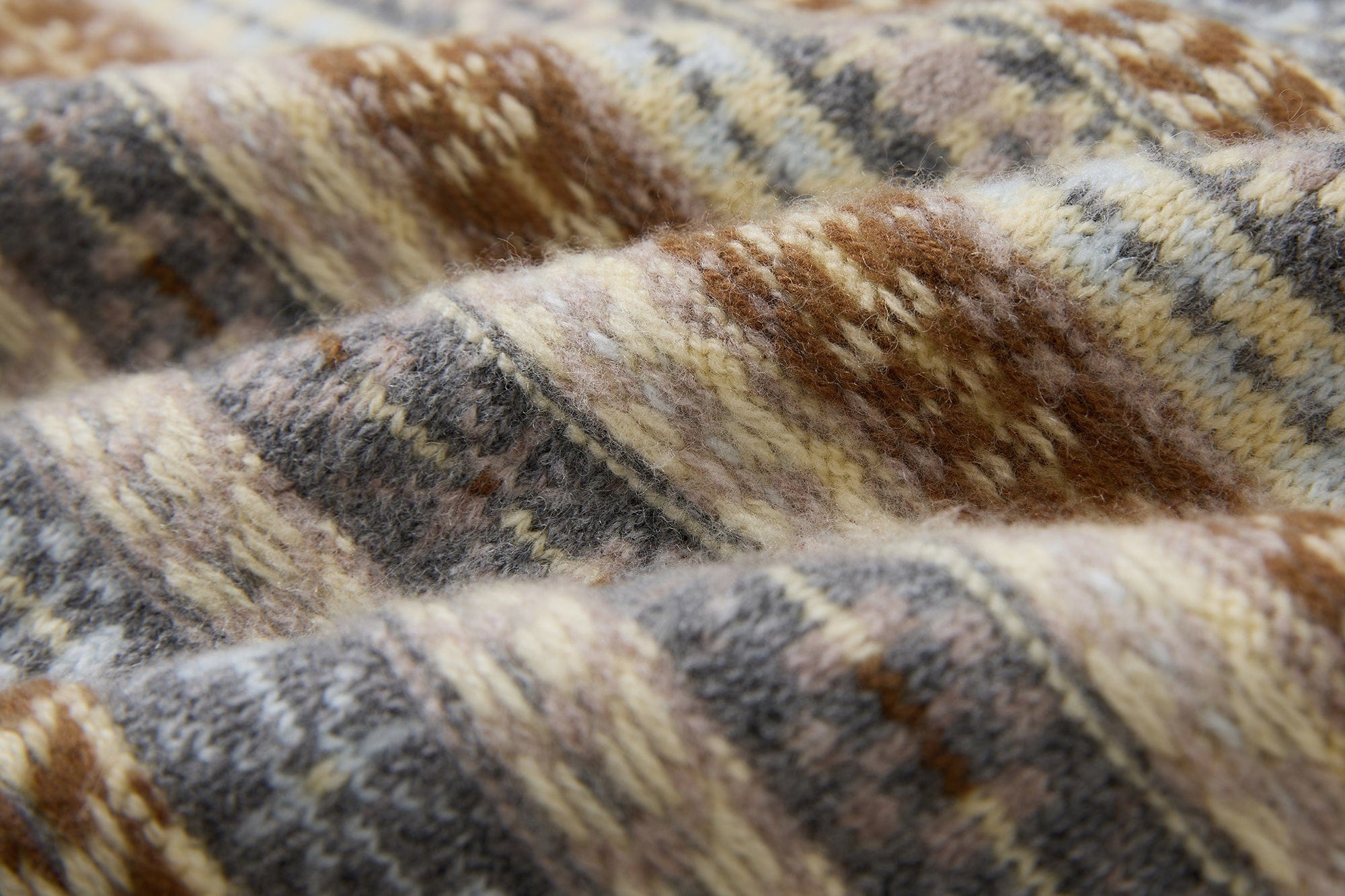 SAME FLOW Wool Fair Isle Knit Cardigan