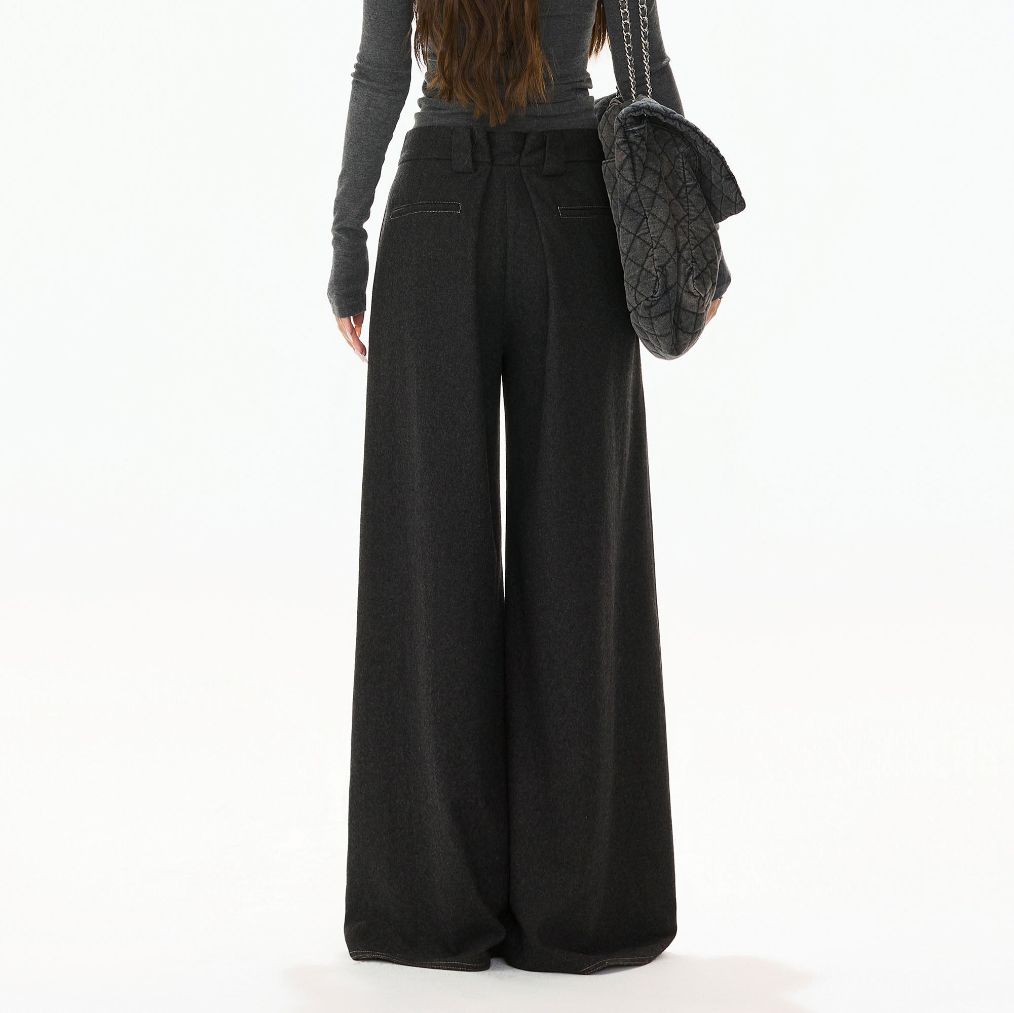 CYGNENOYR Curved Panel Stitch Wide-Leg Pants