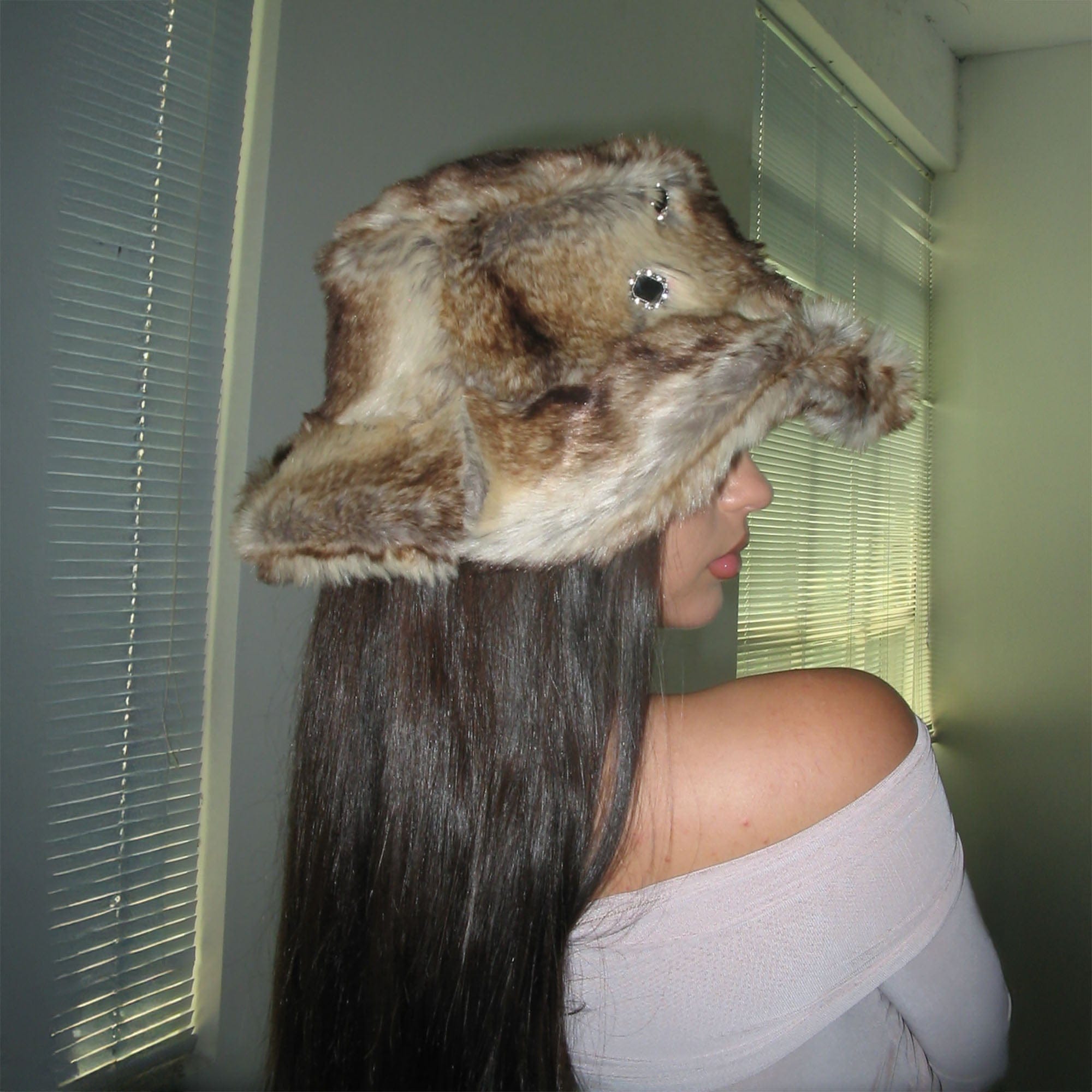 NEVER OFFEND L ANGEL Gem-Embellished Furry Bucket Hat