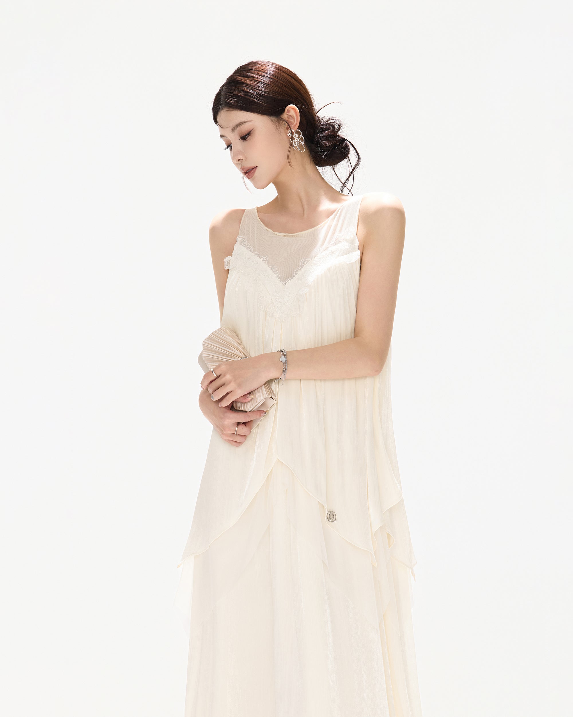 CYNR Layered Mesh-Spliced Sleeveless Maxi Dress