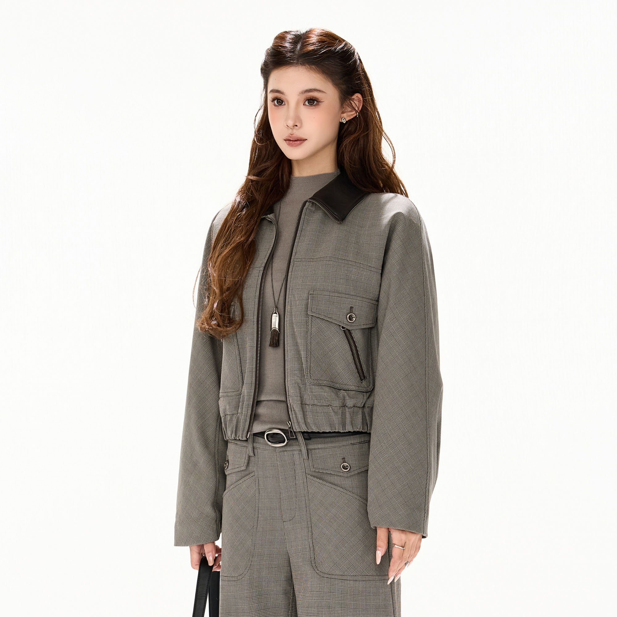 CYGNENOYR Retro Plaid Panel Raglan Cropped Jacket