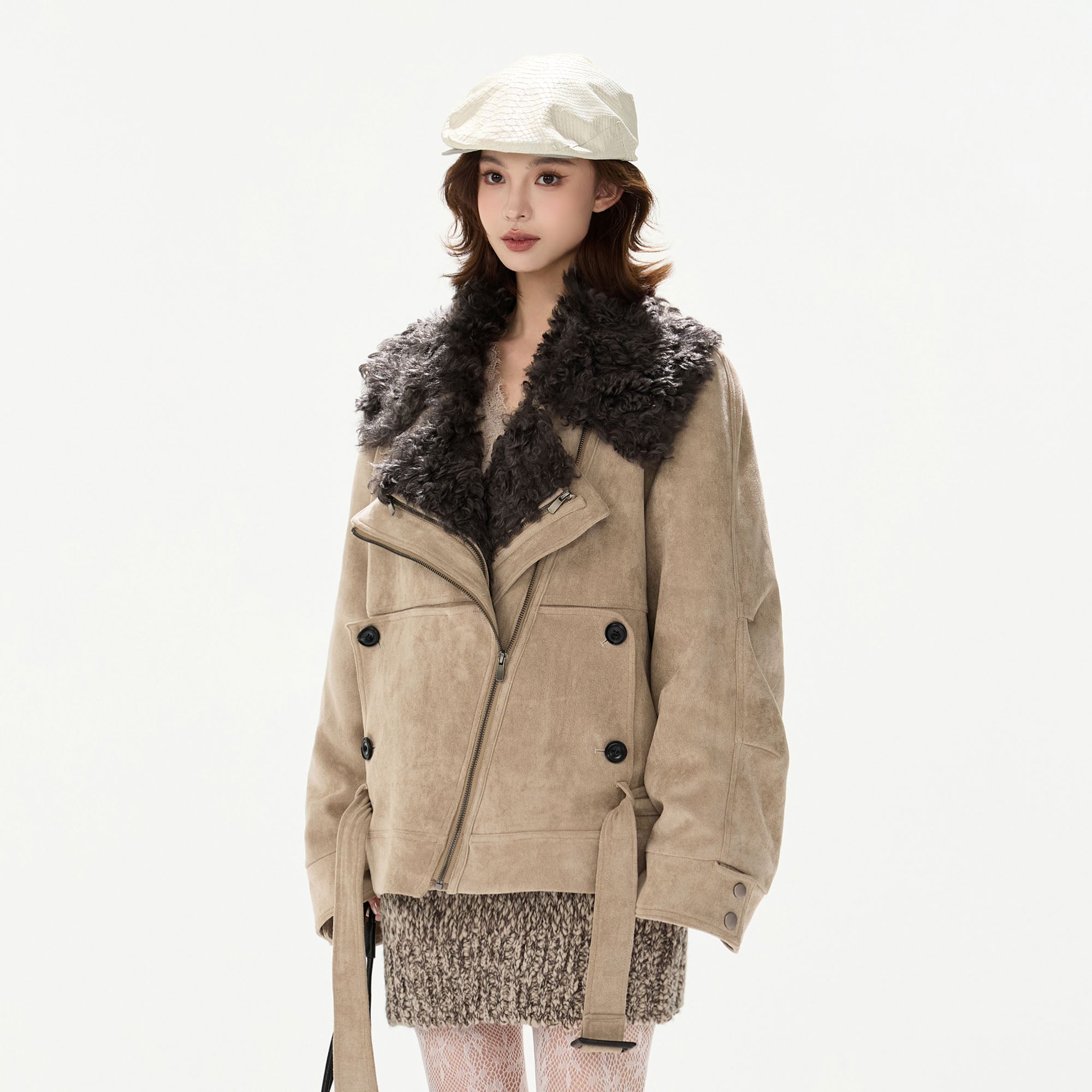CYGNENOYR Reversible Shearling-Splice Faux Suede Jacket