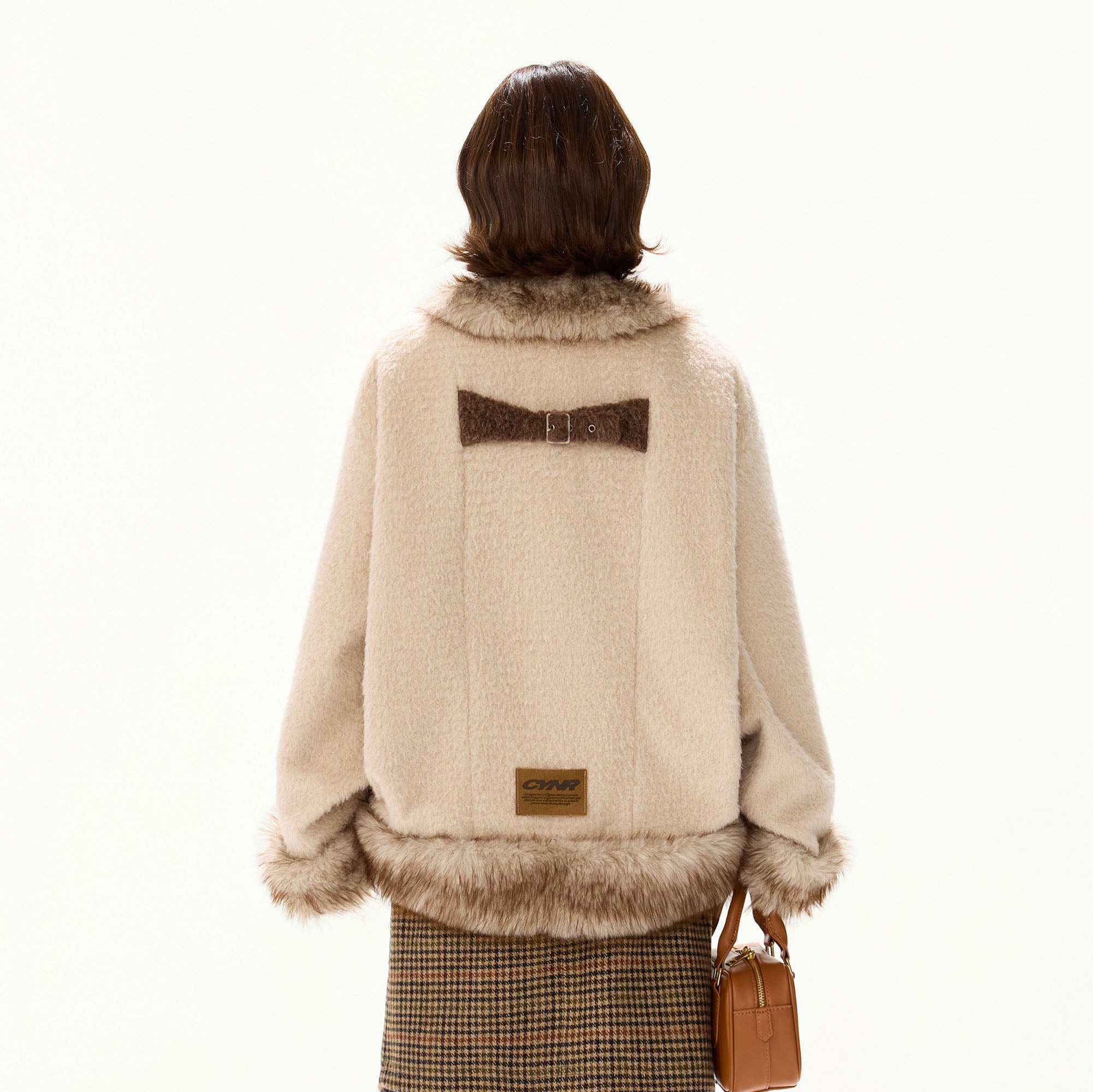 CYGNENOYR Faux-Fur Trim Buckled Teddy Coat