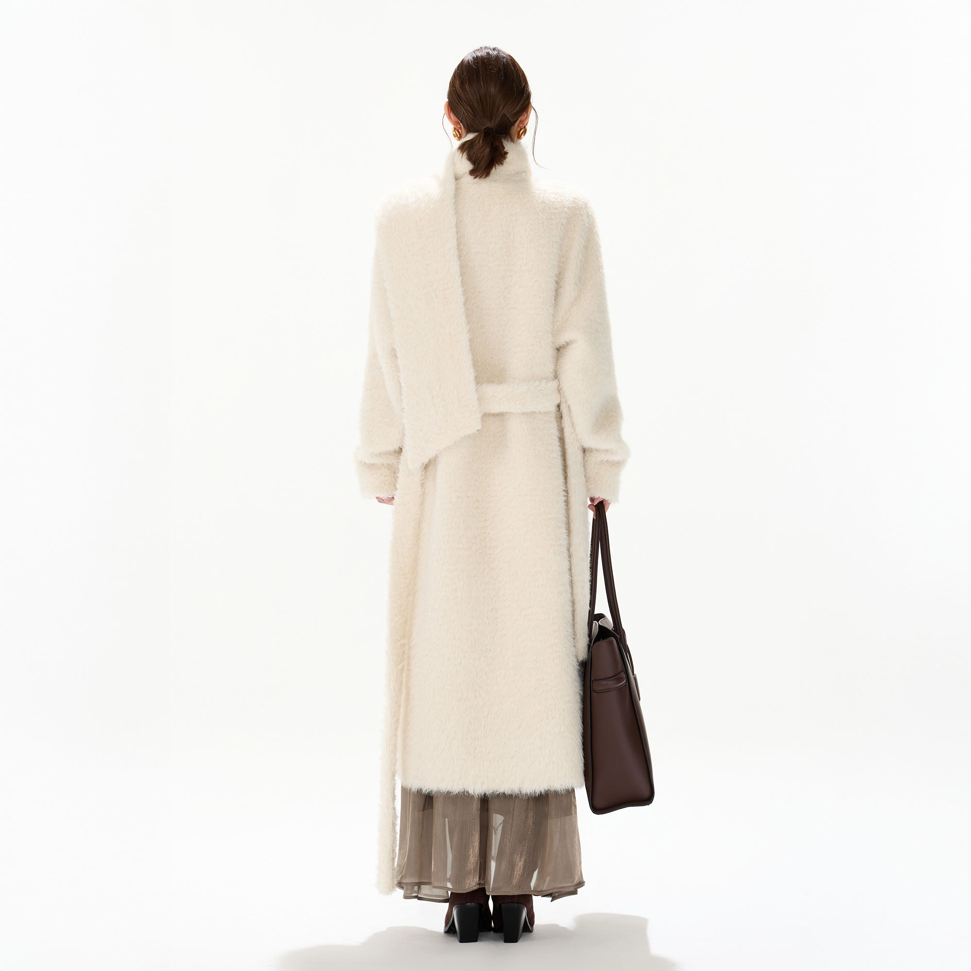 CYGNENOYR Classic Plush Wool-Blend Longline Coat
