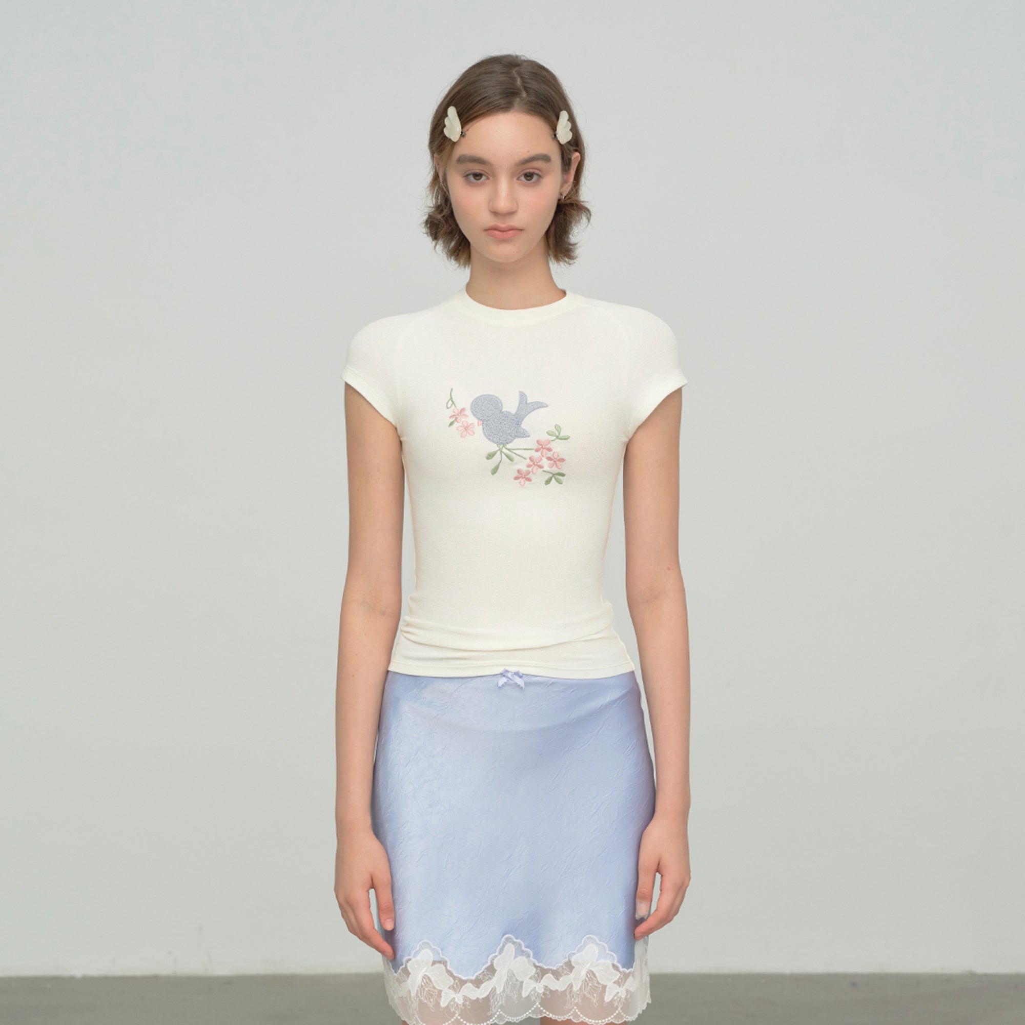 CHICCHICK Embroidered Bird Graphic T-Shirt