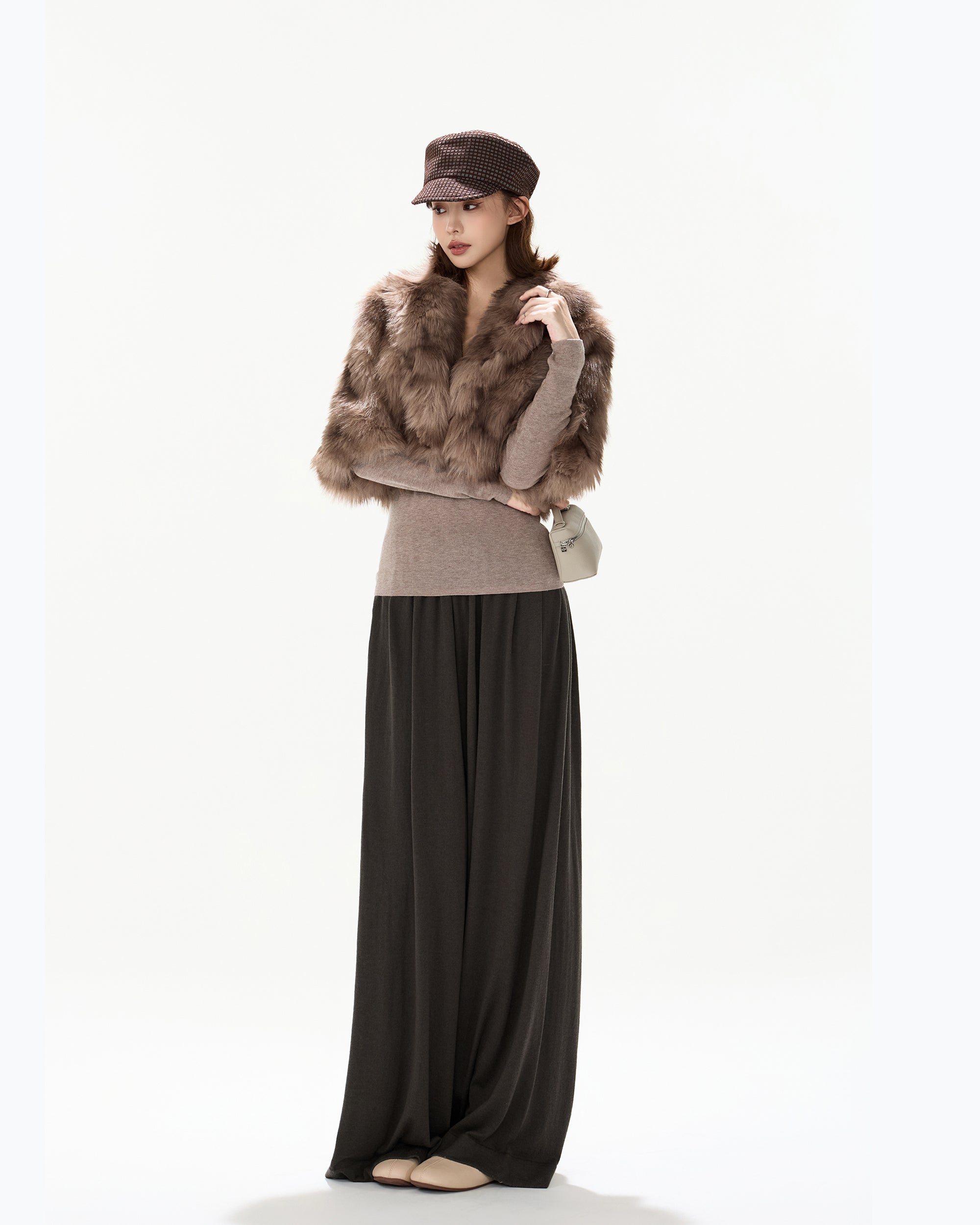 CYGNENOYR Faux Fur Half-Sleeve Cropped Jacket Khaki