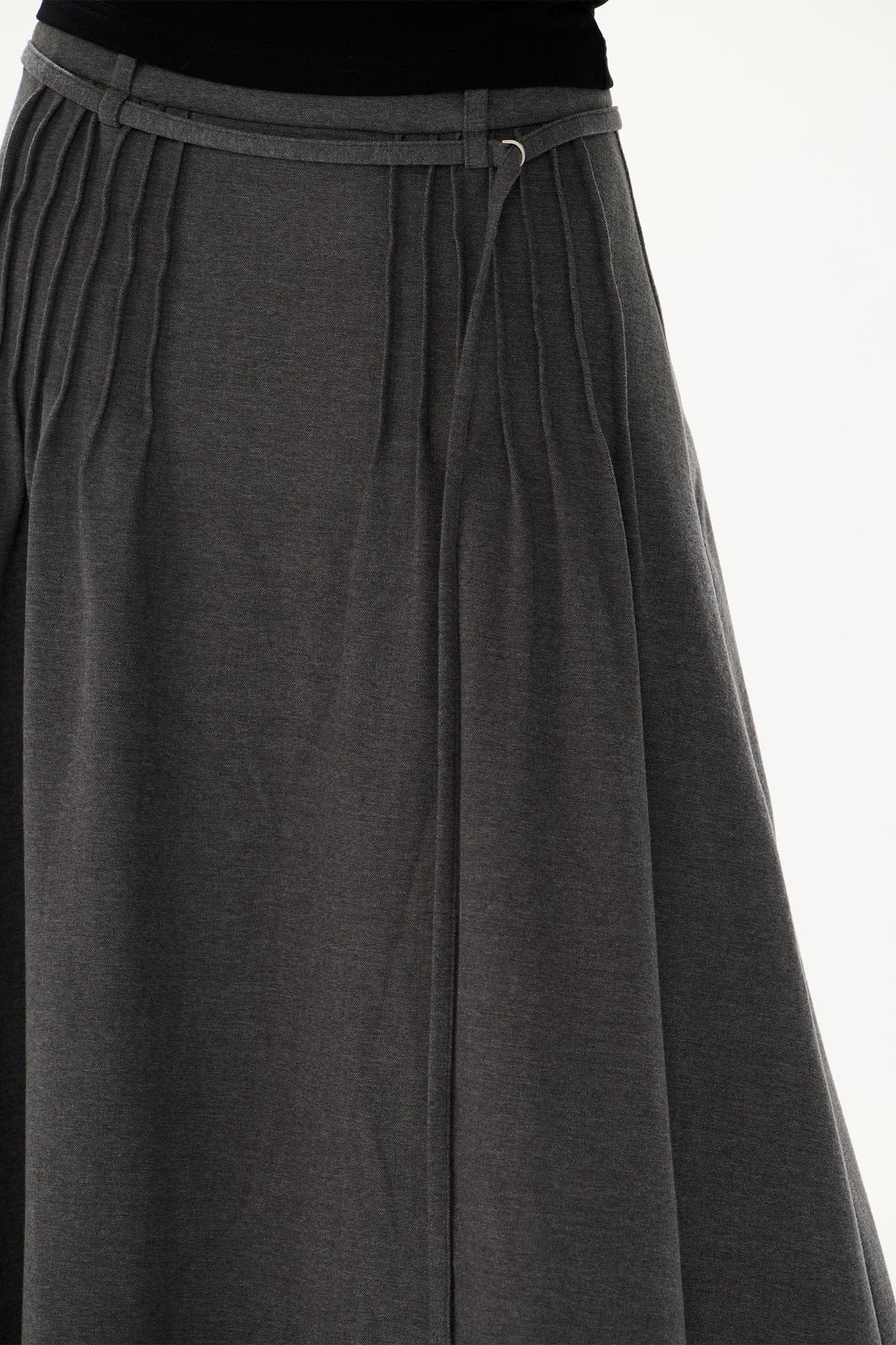CYNR Modern Pleated Maxi Flared Skirt