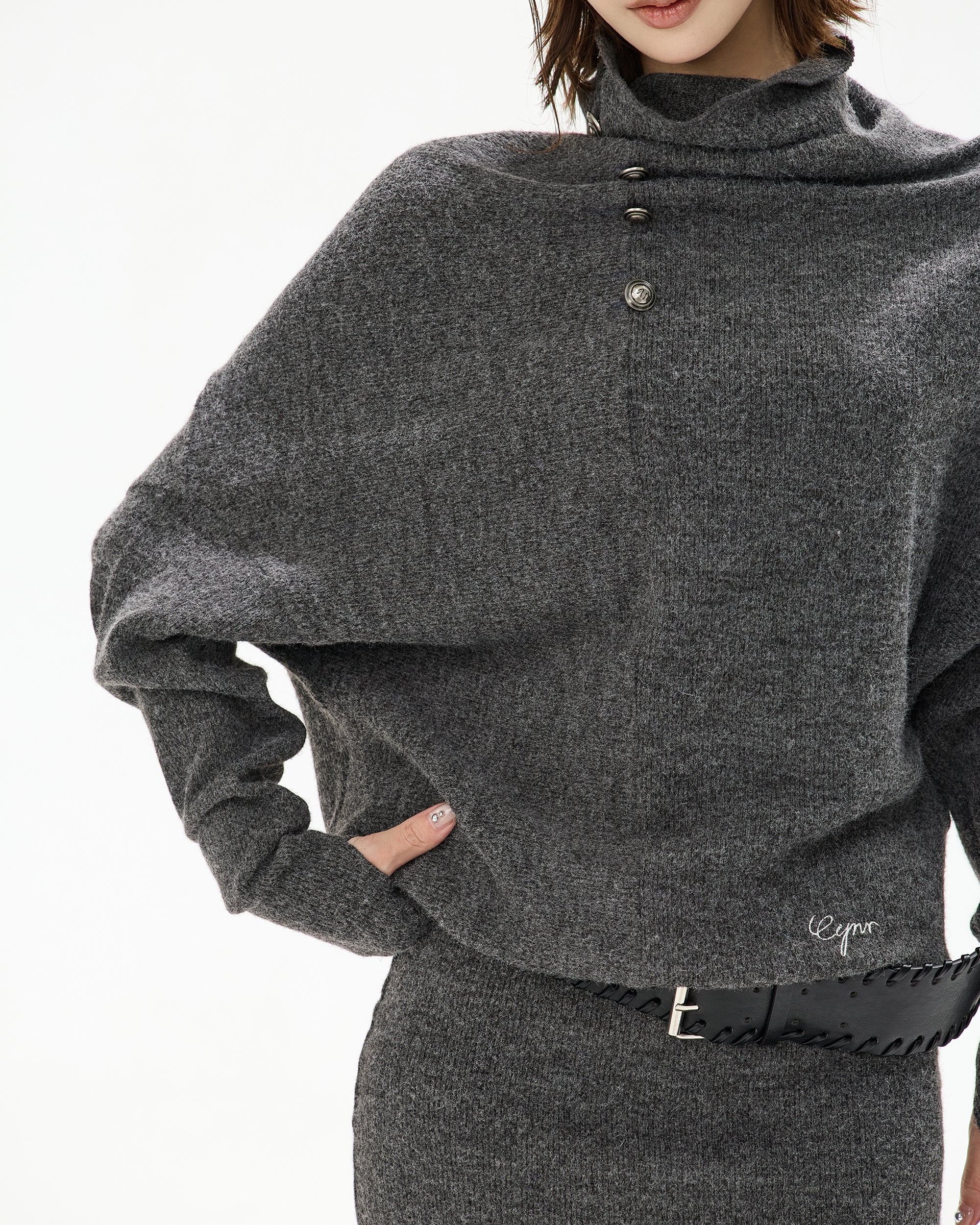 CYGNENOYR Slouch Neck Batwing Knit Dress Gray