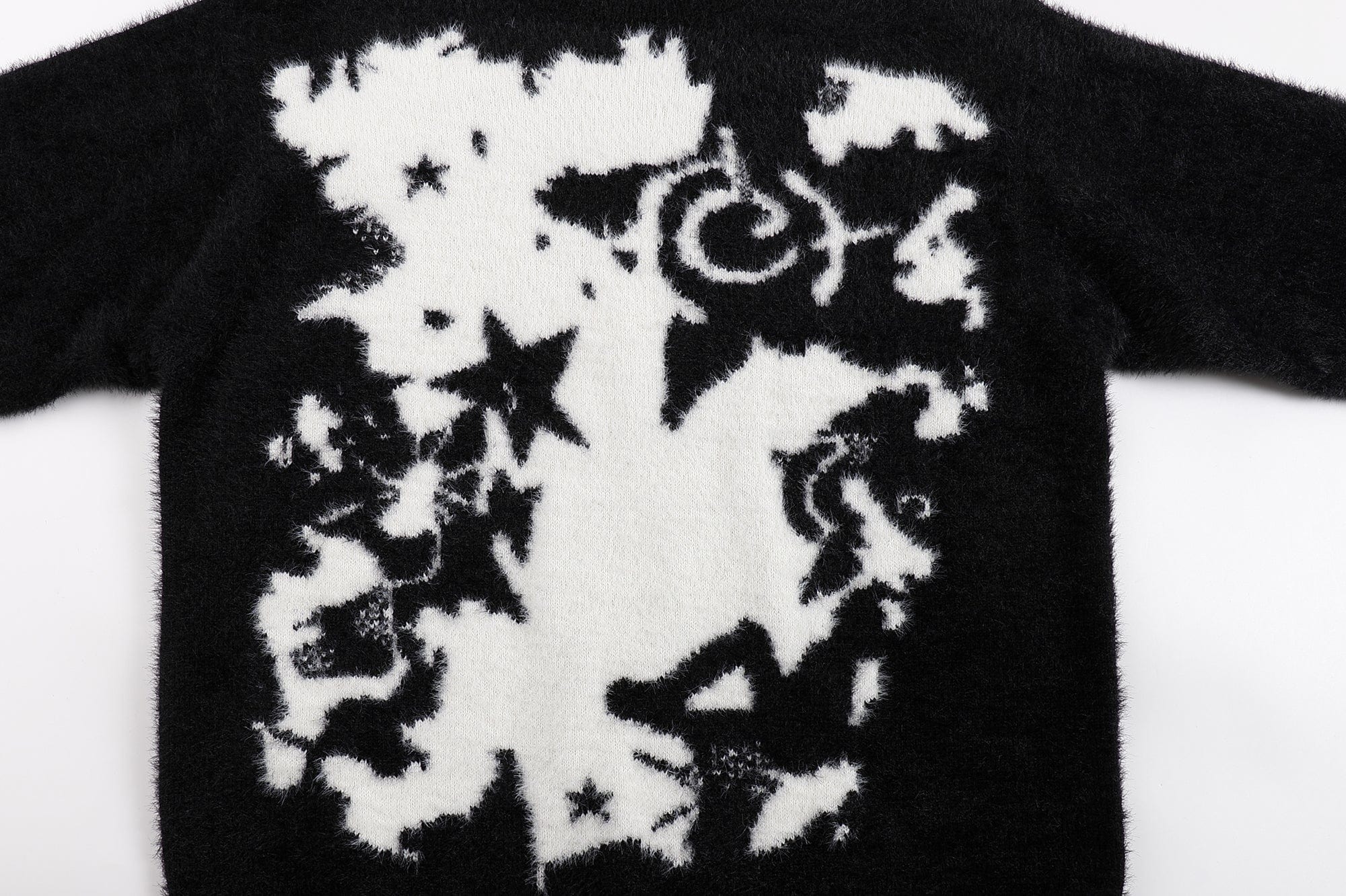 FAYCHUI Contrast Star Jacquard Fuzzy Sweater