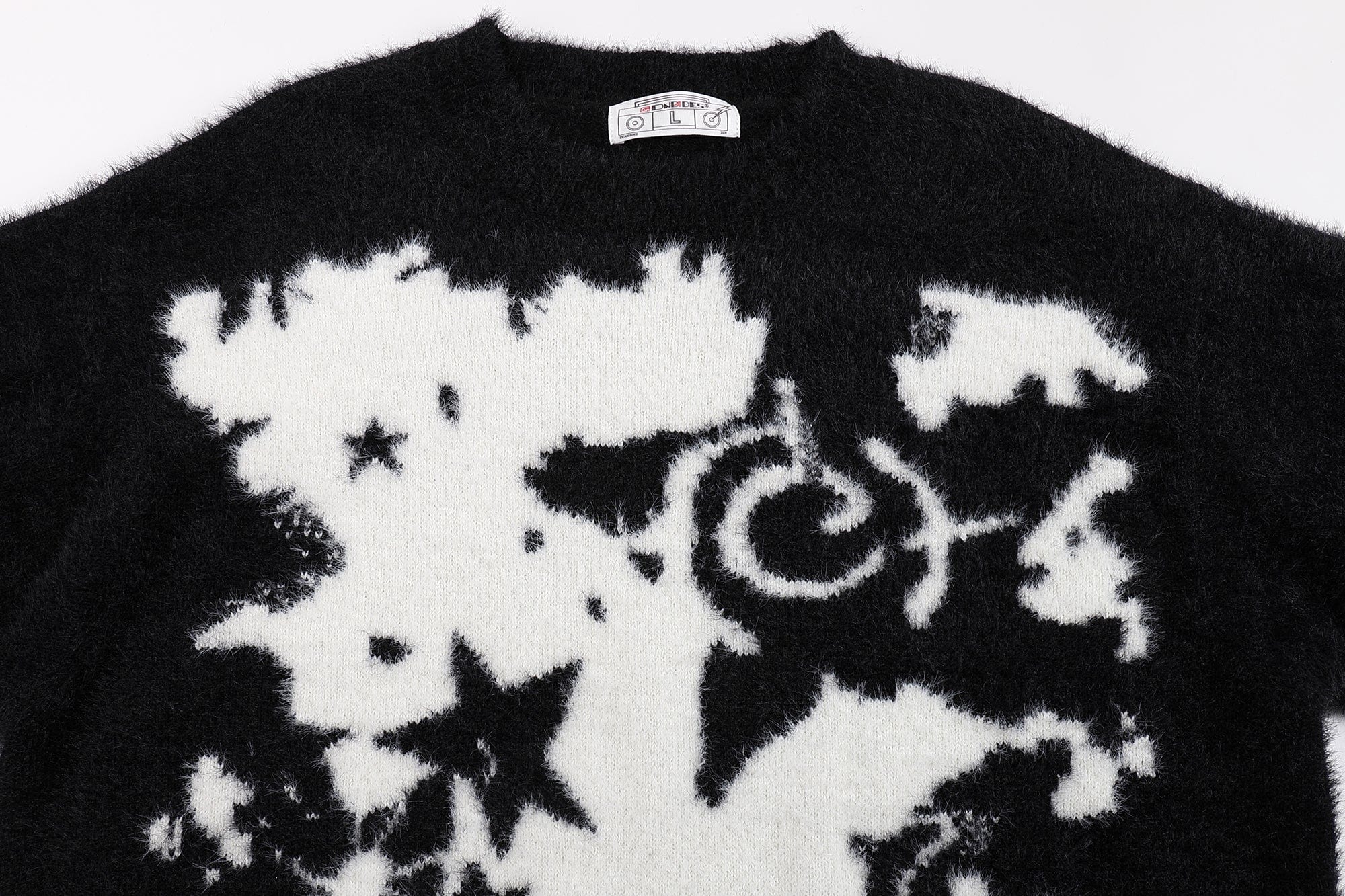 FAYCHUI Contrast Star Jacquard Fuzzy Sweater