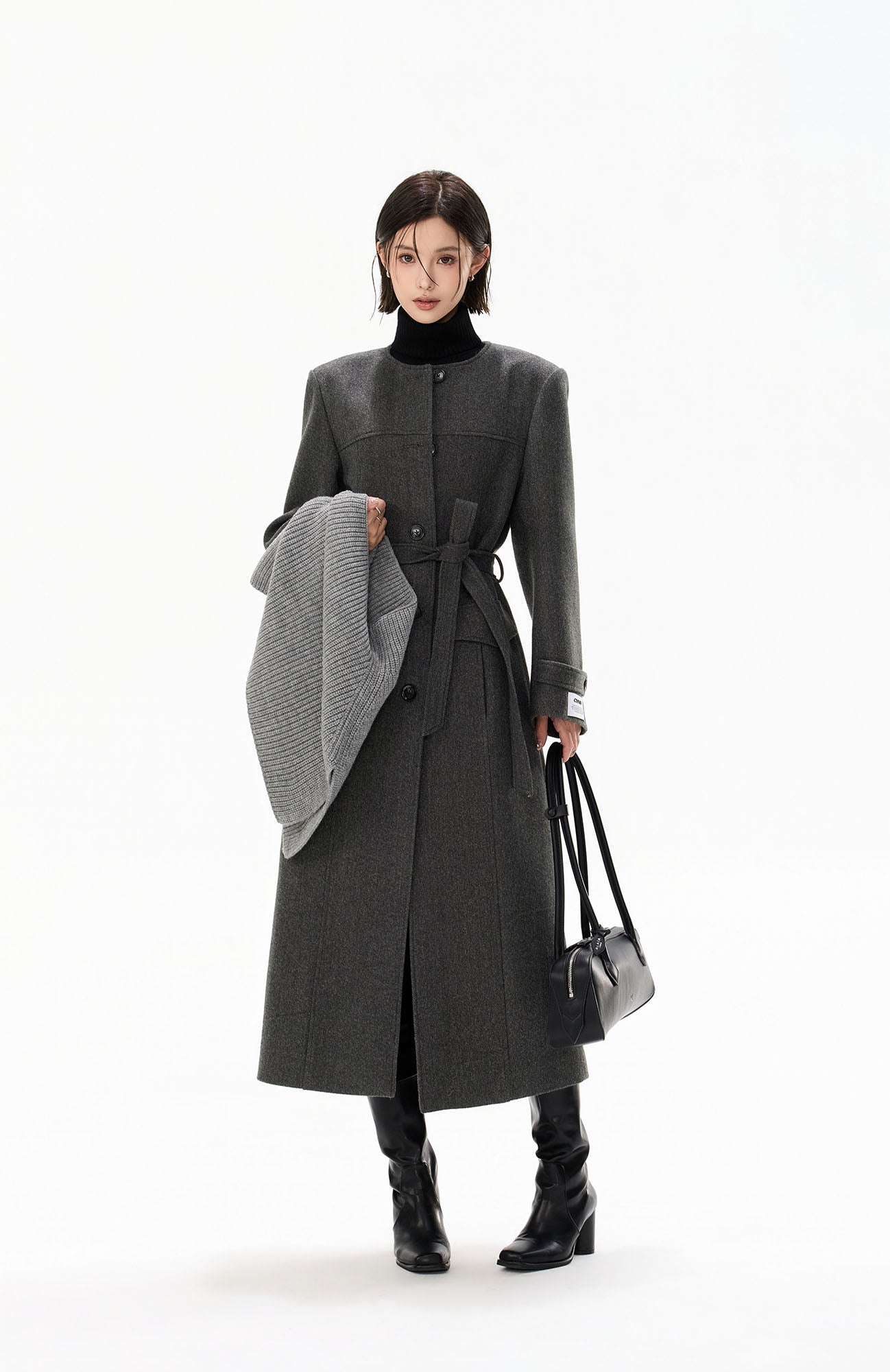 CYGNENOYR Classic Belted Longline Coat with Knit Cape