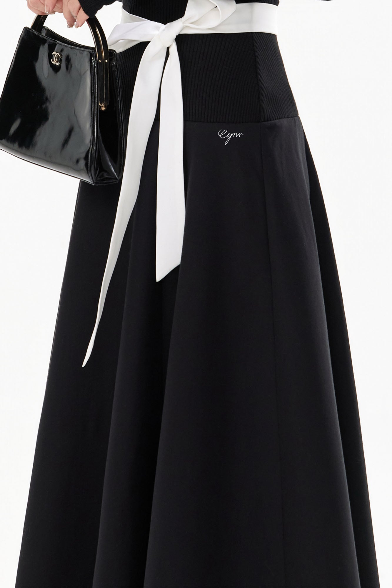 CYNR Ribbed-Waist Maxi Skirt with Contrast Ribbon