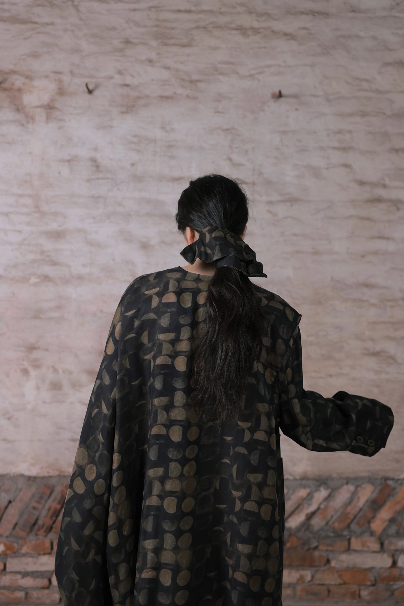 INCH LIM Asymmetric Polka-Dot Full-Print Jacket