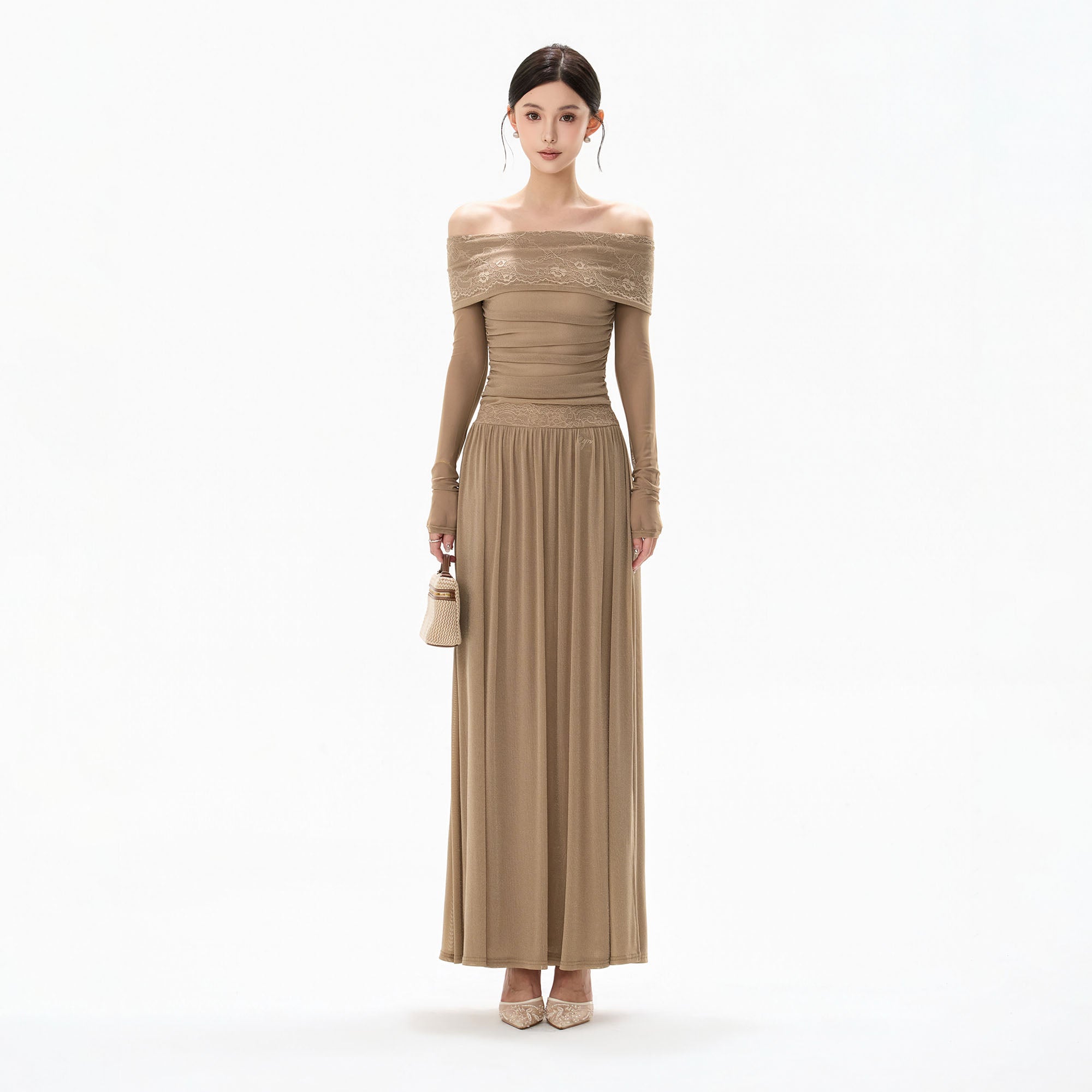 CYGNENOYR Off-Shoulder Lace-Trim Ruched Maxi Dress