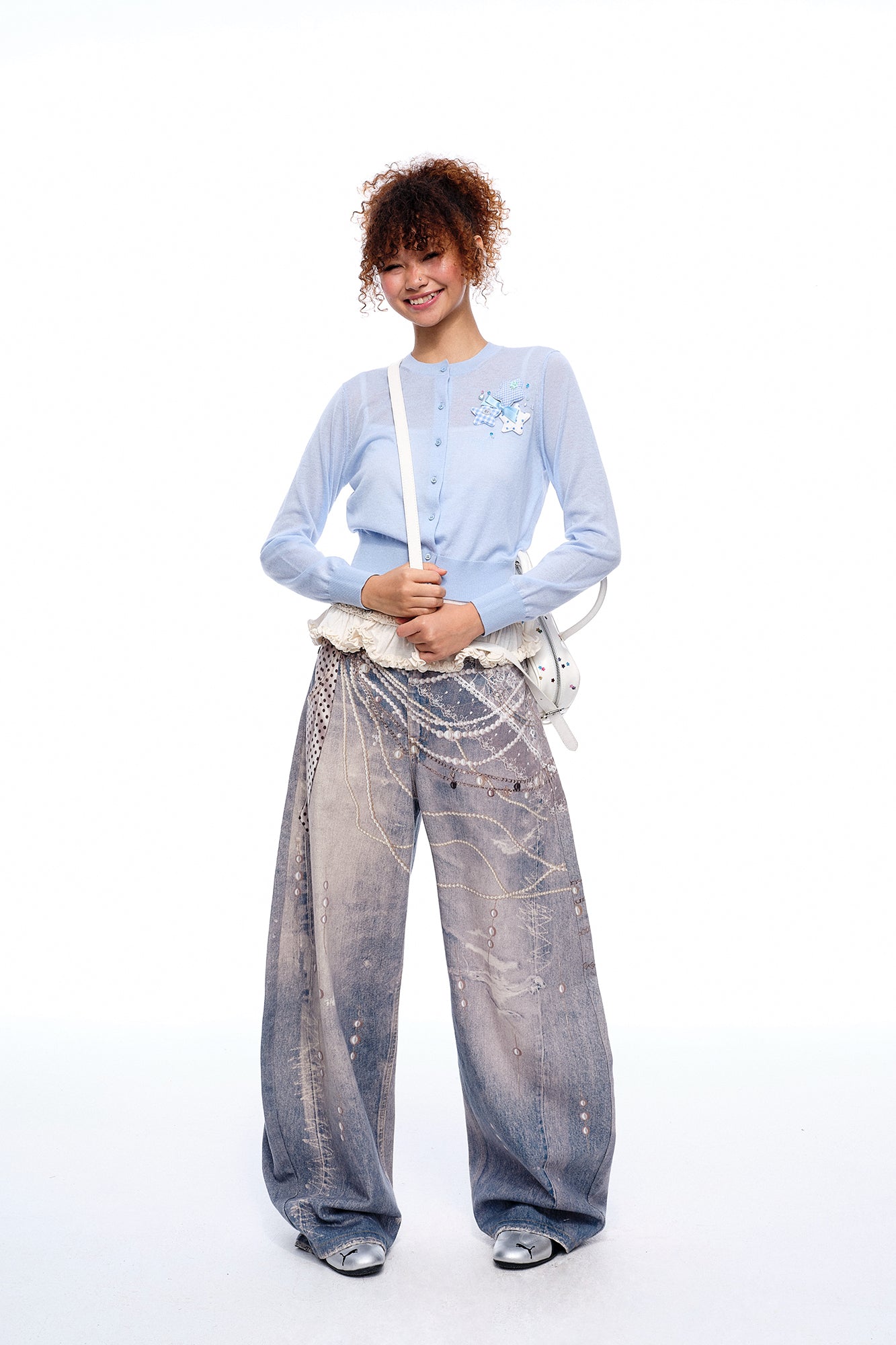 MOF Pearl Chain Graphic Washed Curved Jeans