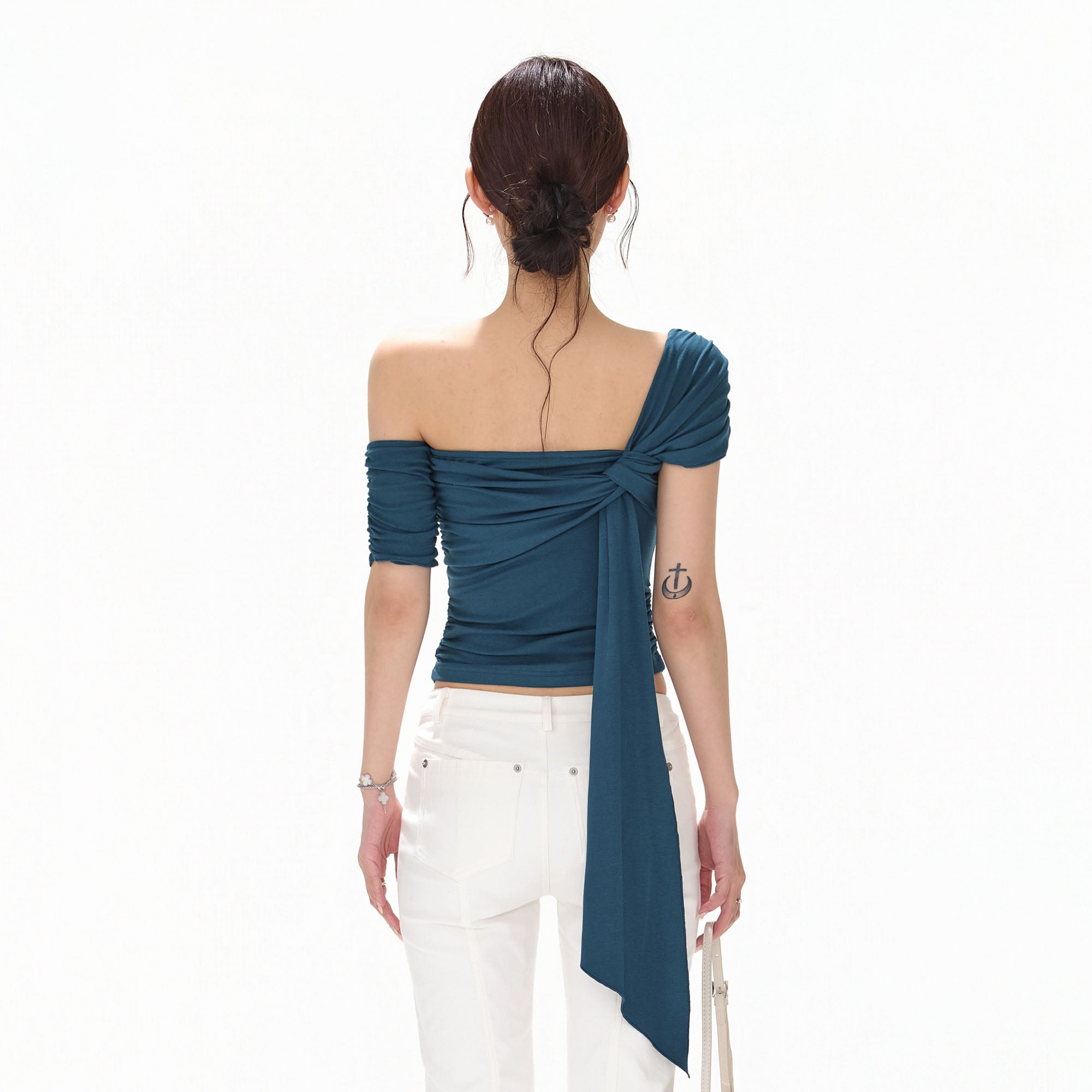 CYNR Twist-Drape Off-Shoulder Top Blue