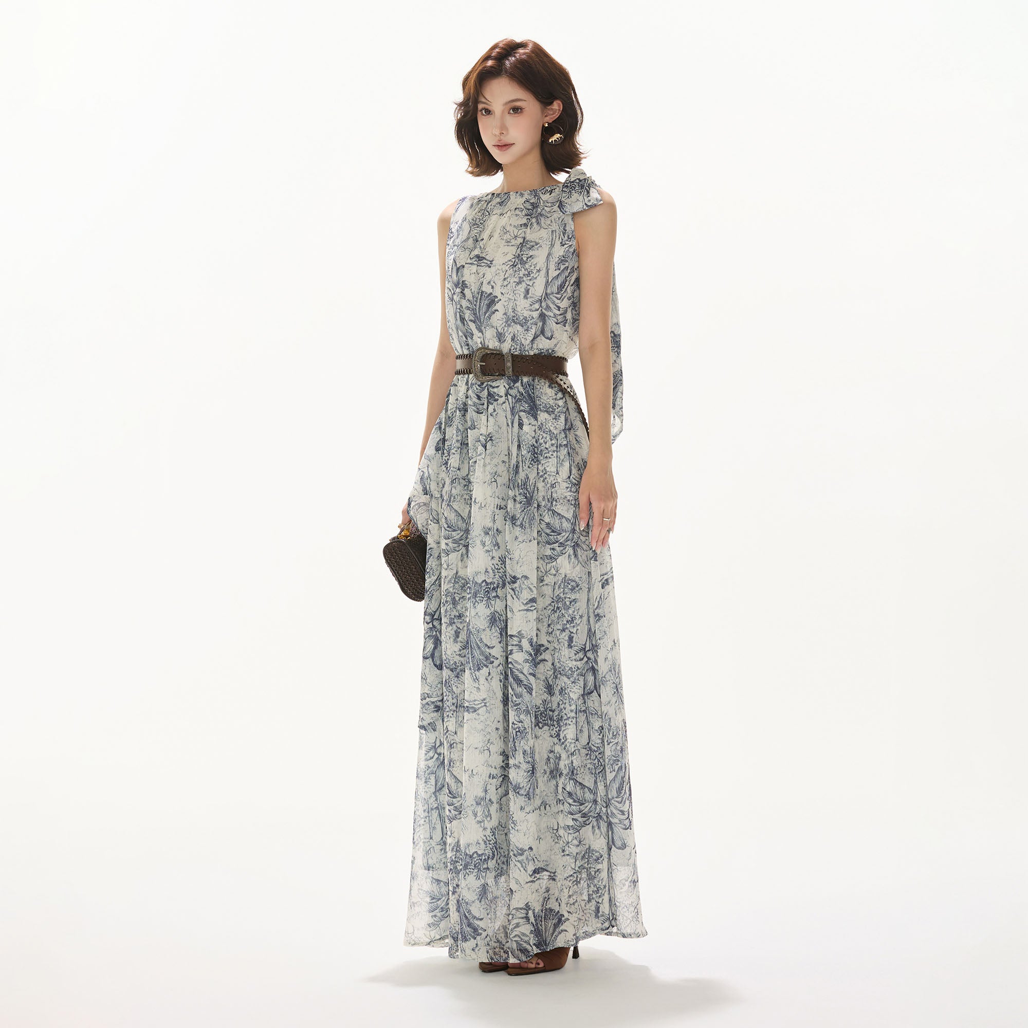 CYNR Ribbon-Shoulder Floral Full-Print Maxi Dress