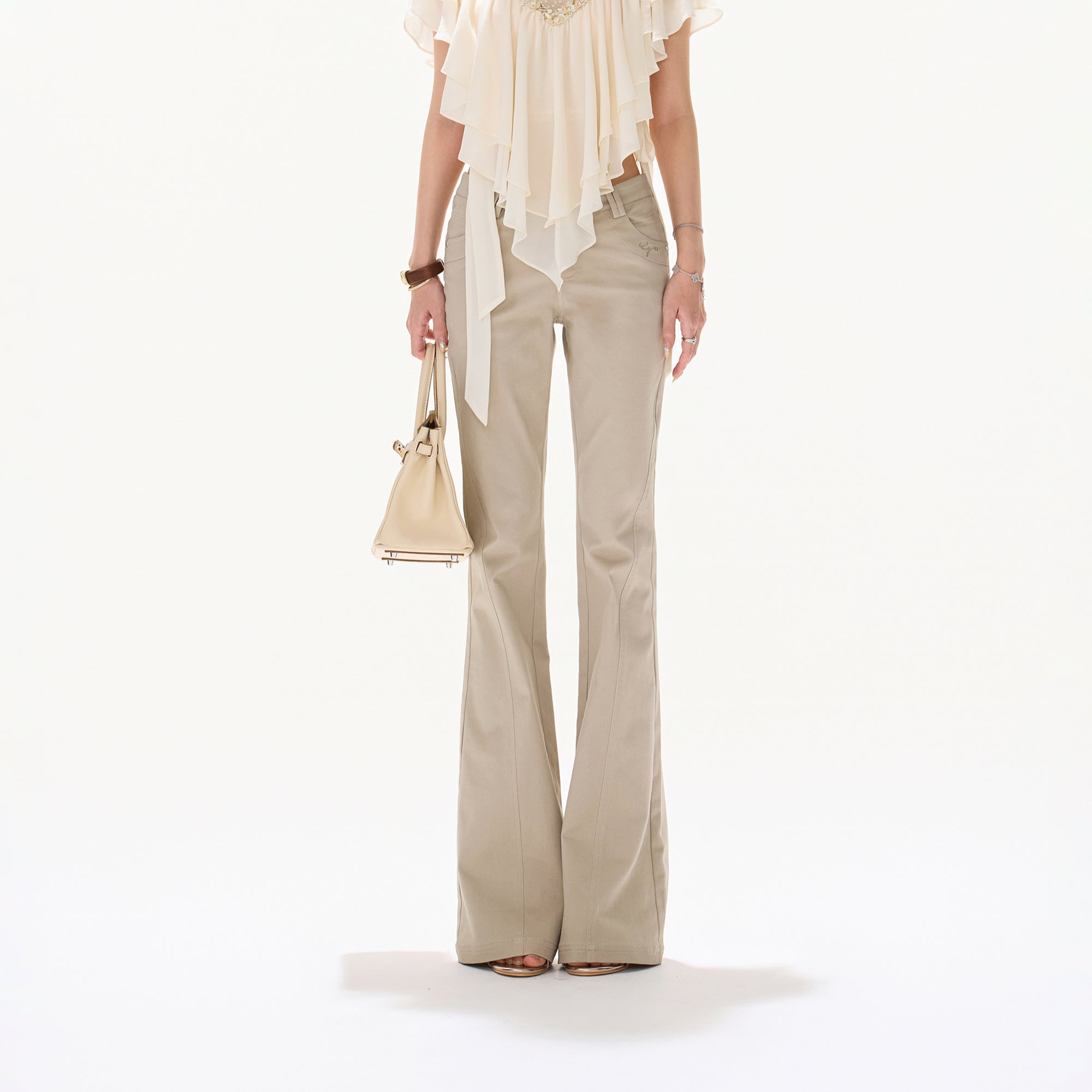 CYNR V-Cut Waist Flared Pants