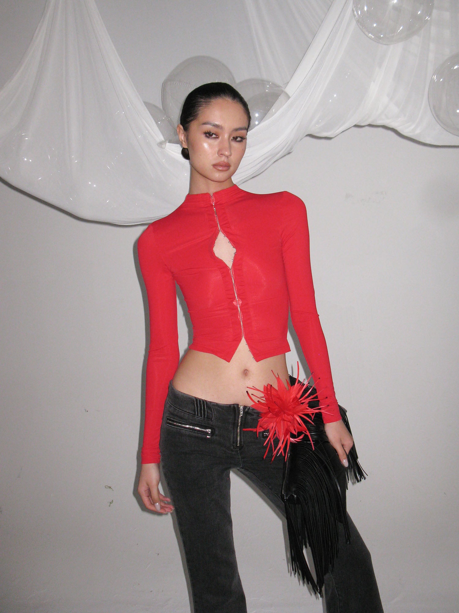 NEVER OFFEND L ANGEL Hook & Eye Cropped Long Sleeve Tee