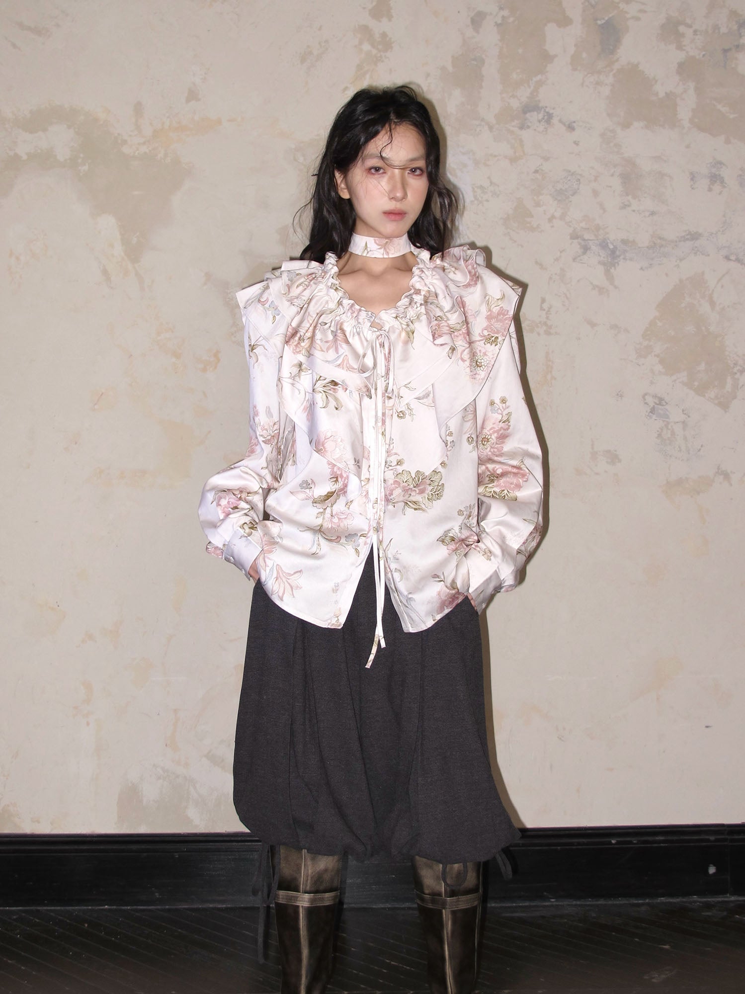 WHYNOTDANCE Floral Full-Print Ruffled Tencel Blouse