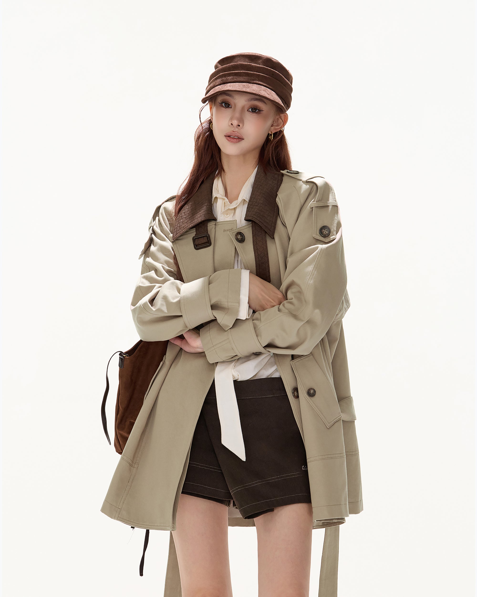 CYGNENOYR Classic Double-Breasted Belted Trench Coat