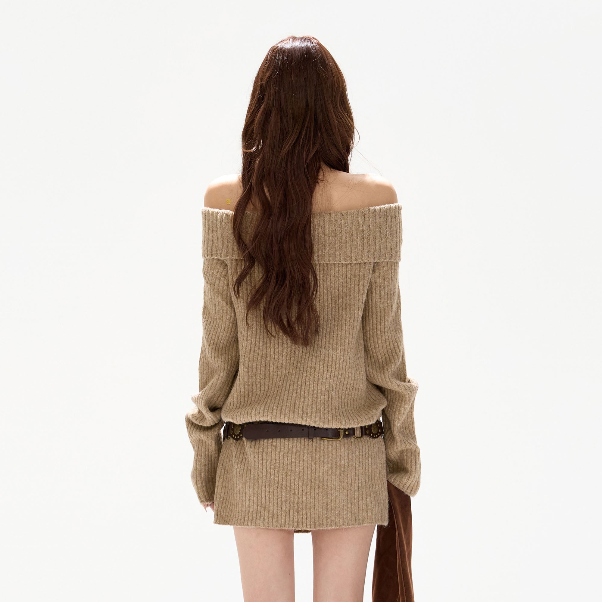 CYGNENOYR Off-Shoulder Ribbed Knit Mini Dress