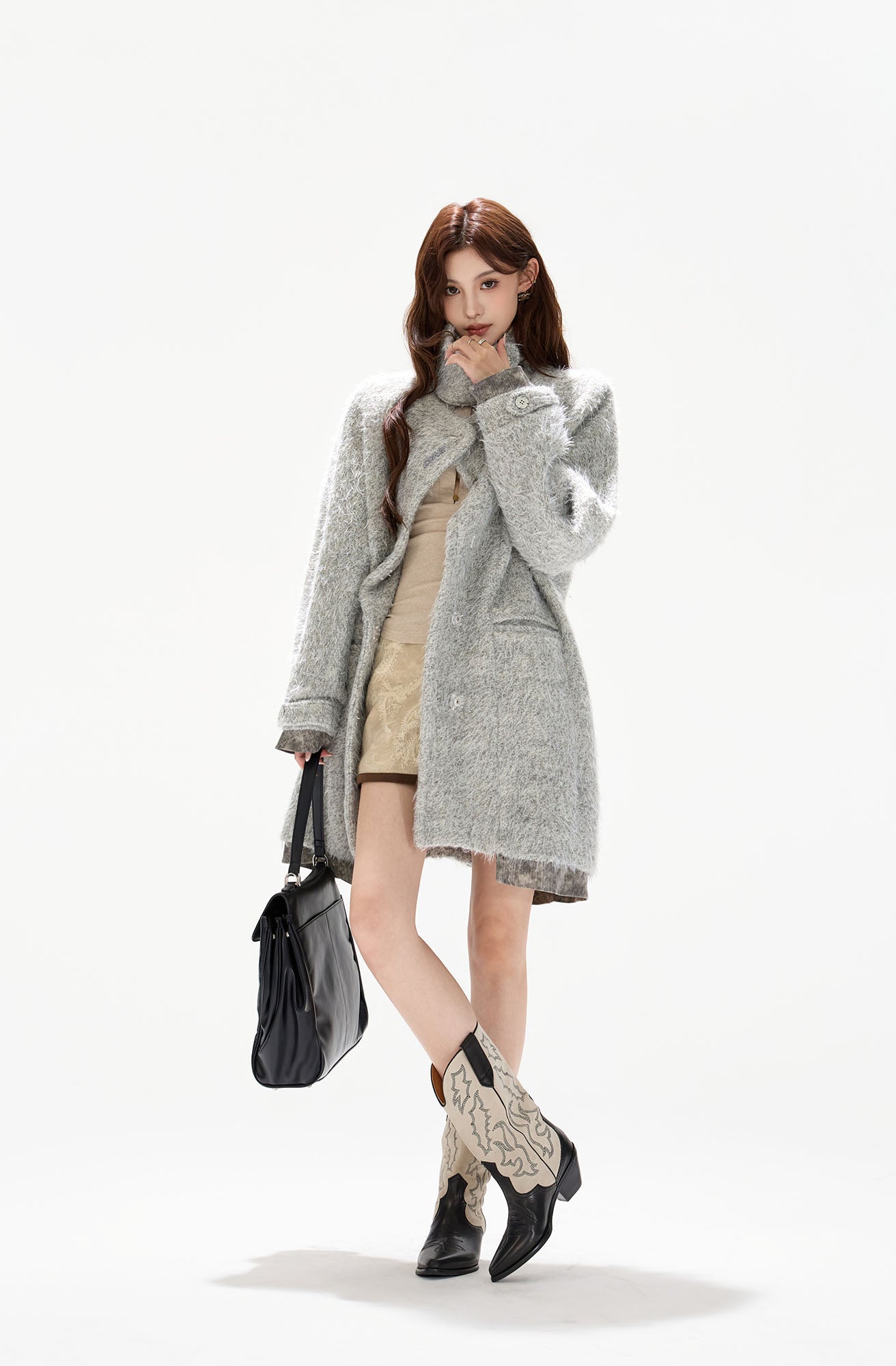 CYGNENOYR Asymmetric Fuzzy Wool-Blend Coat