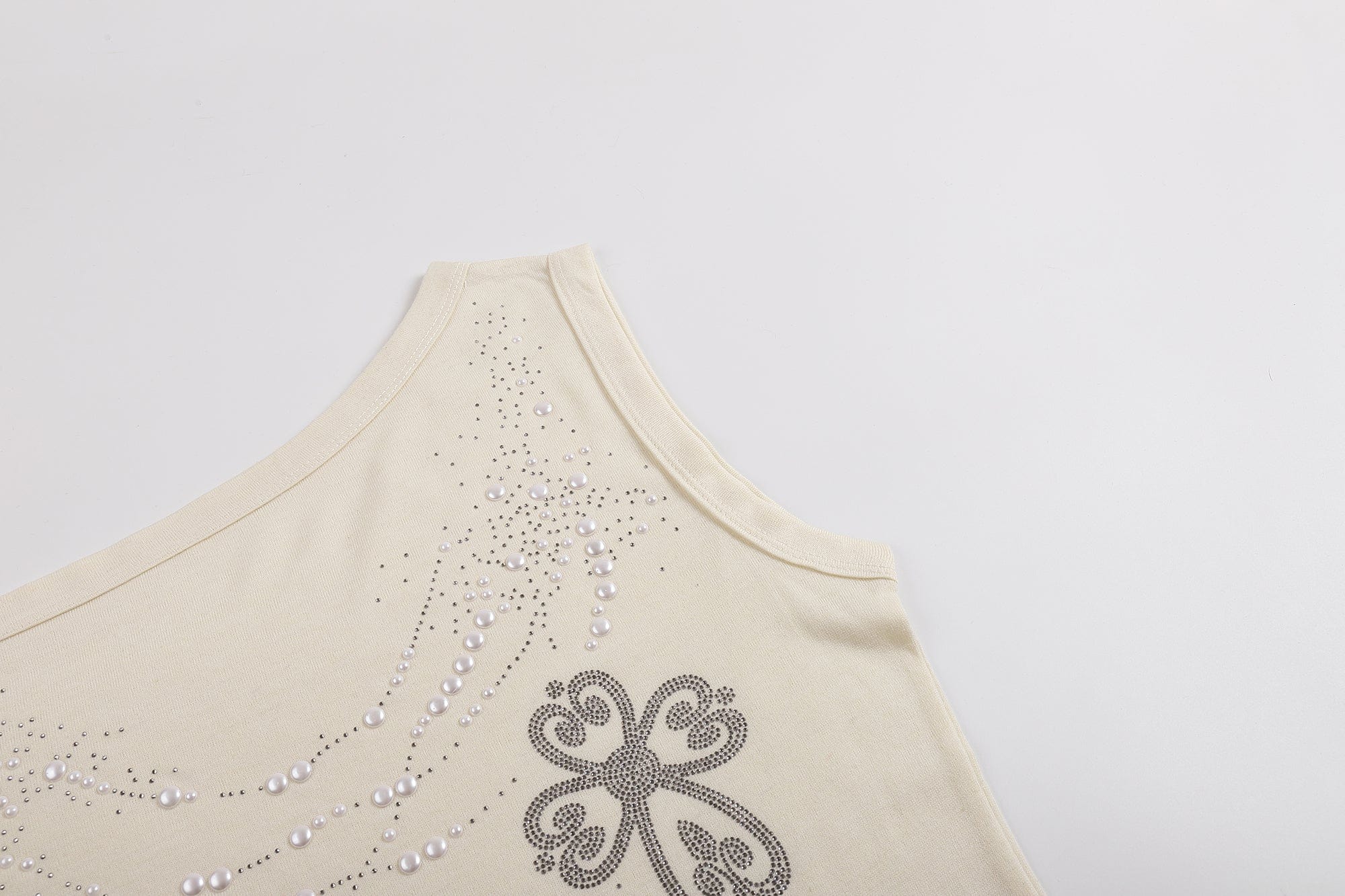 FAYCHUI Asymmetrical Pearl Studded Tank Top