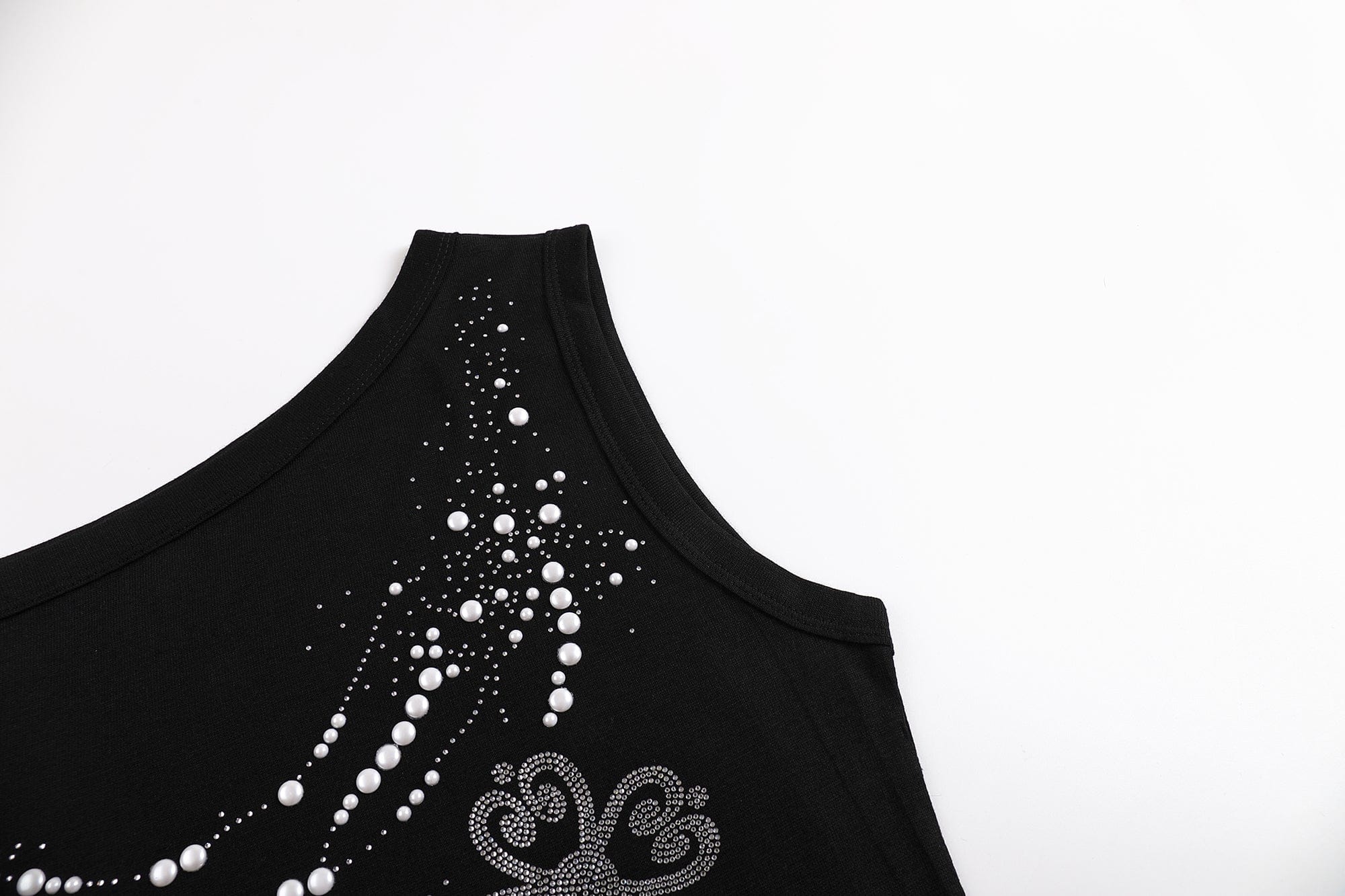 FAYCHUI Asymmetrical Pearl Studded Tank Top