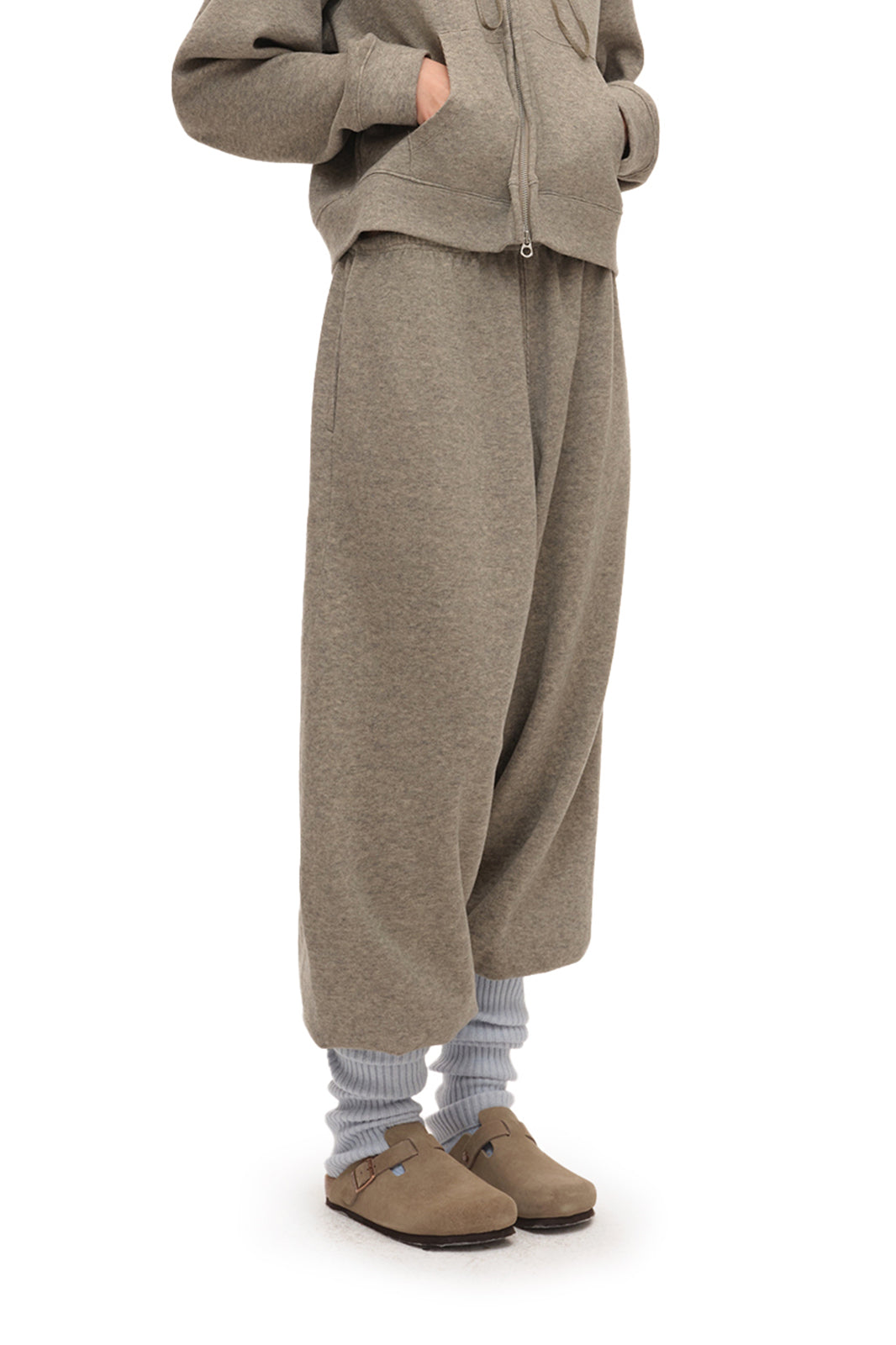 CHICCHICK Classic Drawstring Oversized Jogger