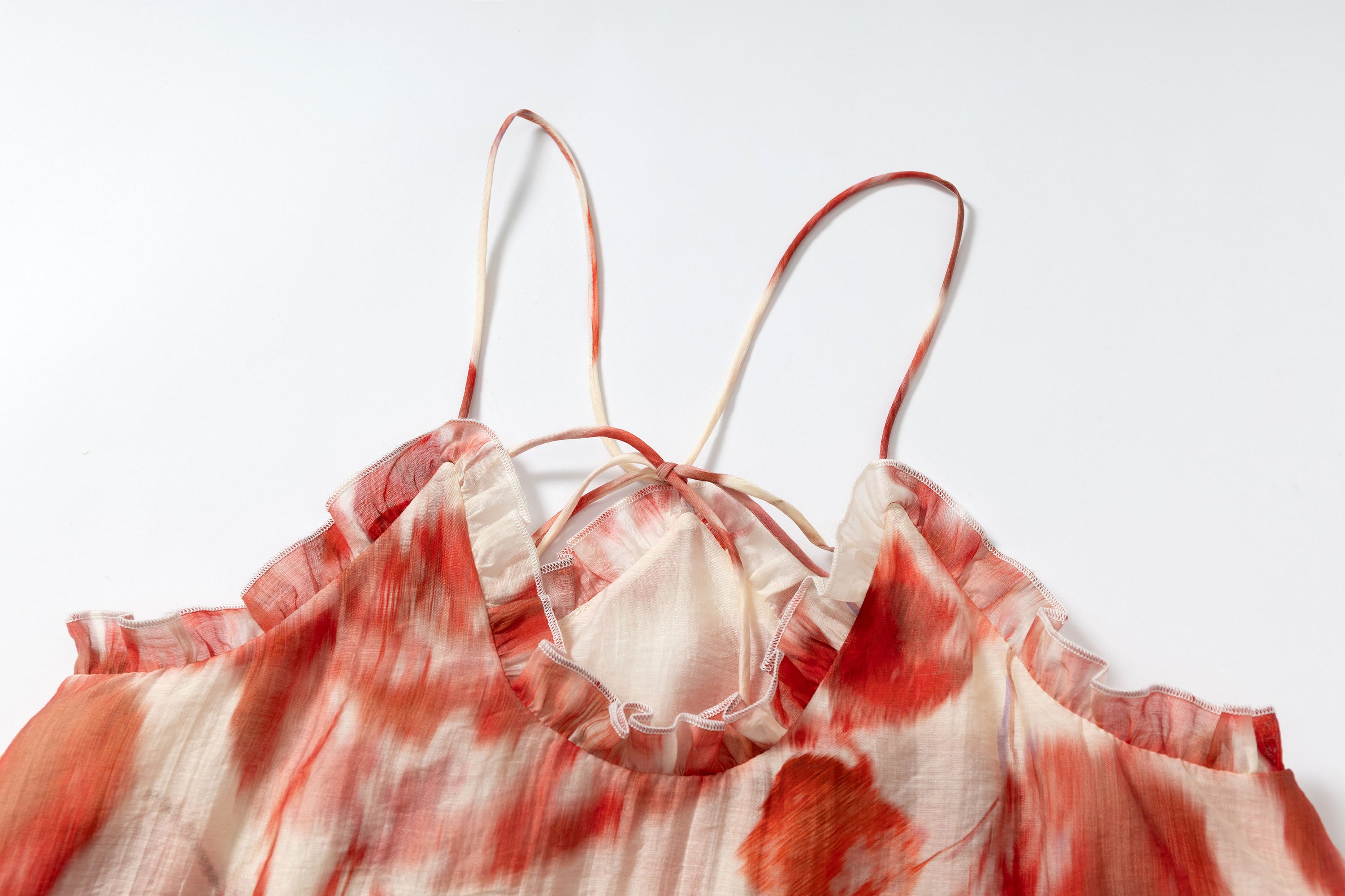 MUSE NAPS Floral Tiered Ruffle V-Neck Tank Top
