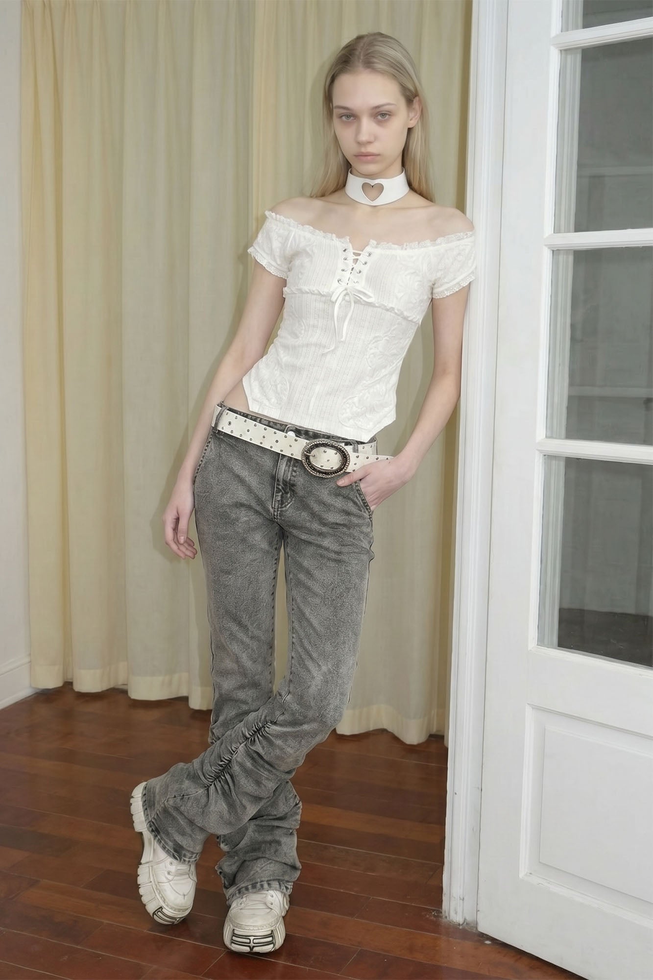 EMOHA Washed Ruched Flared Jeans