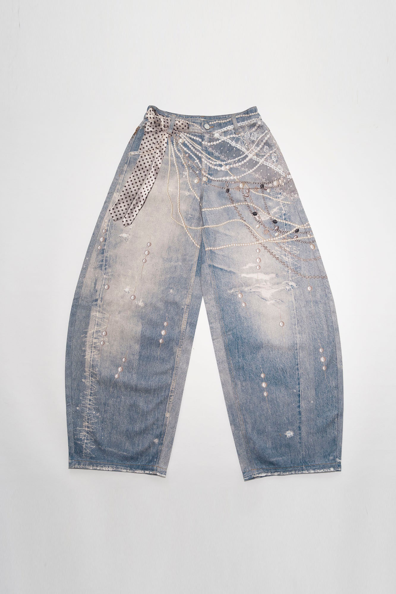 MOF Pearl Chain Graphic Washed Curved Jeans