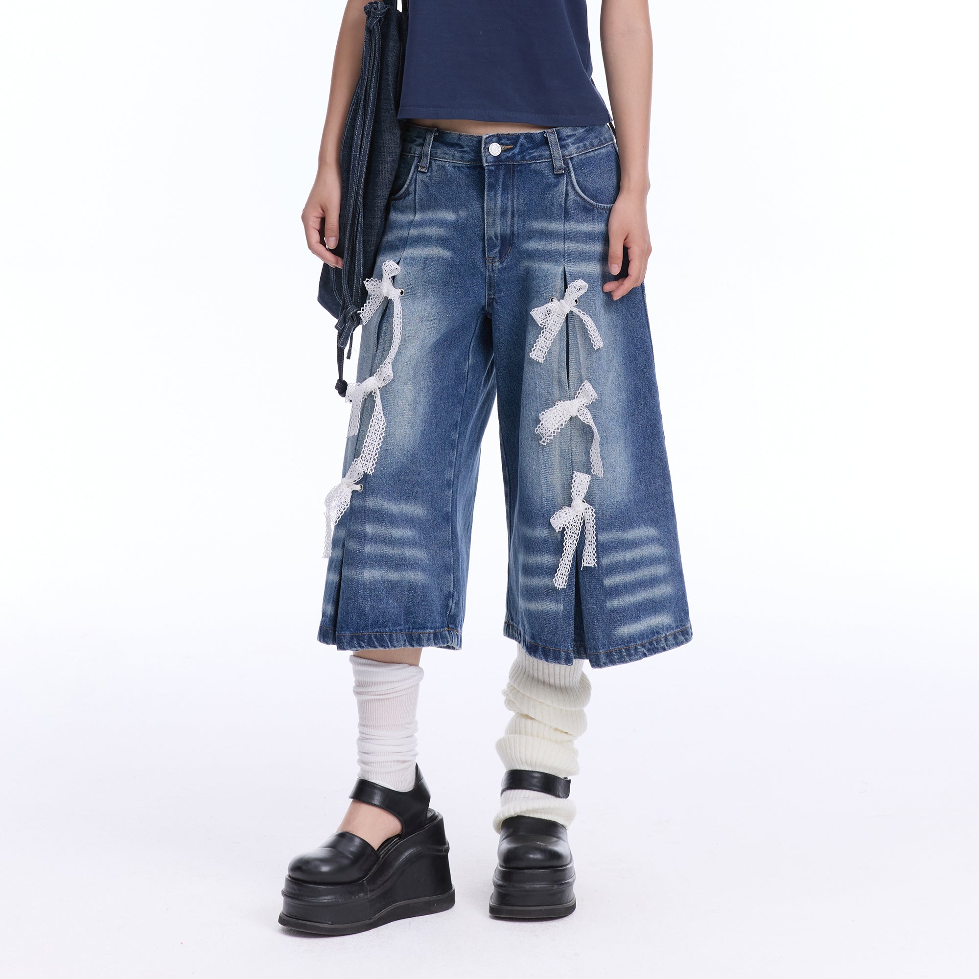 MOF Lace Bow Wide-Leg Cropped Jeans