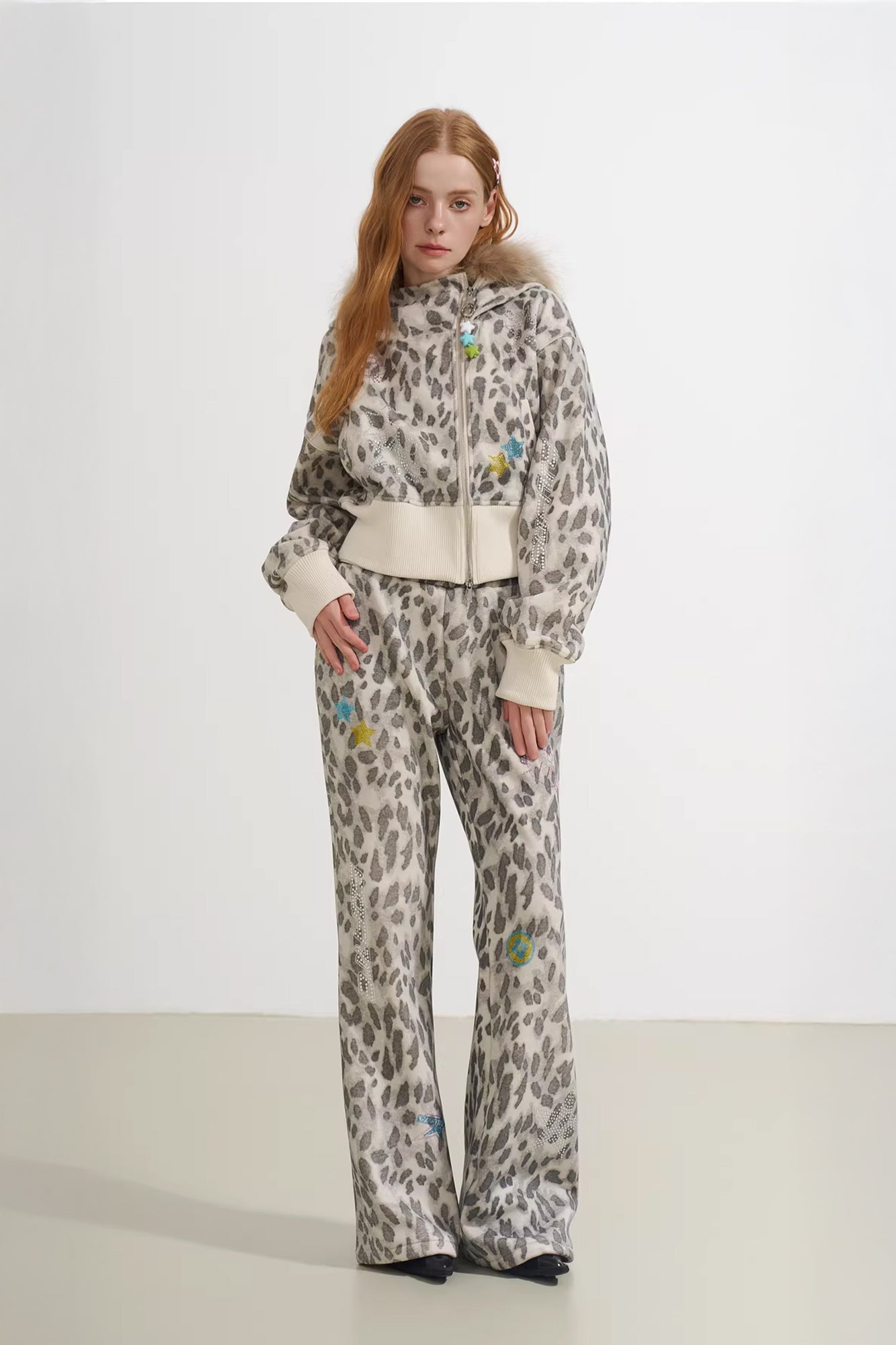 SOFITTE Full-Print Leopard Diamond Flared Sweatpants