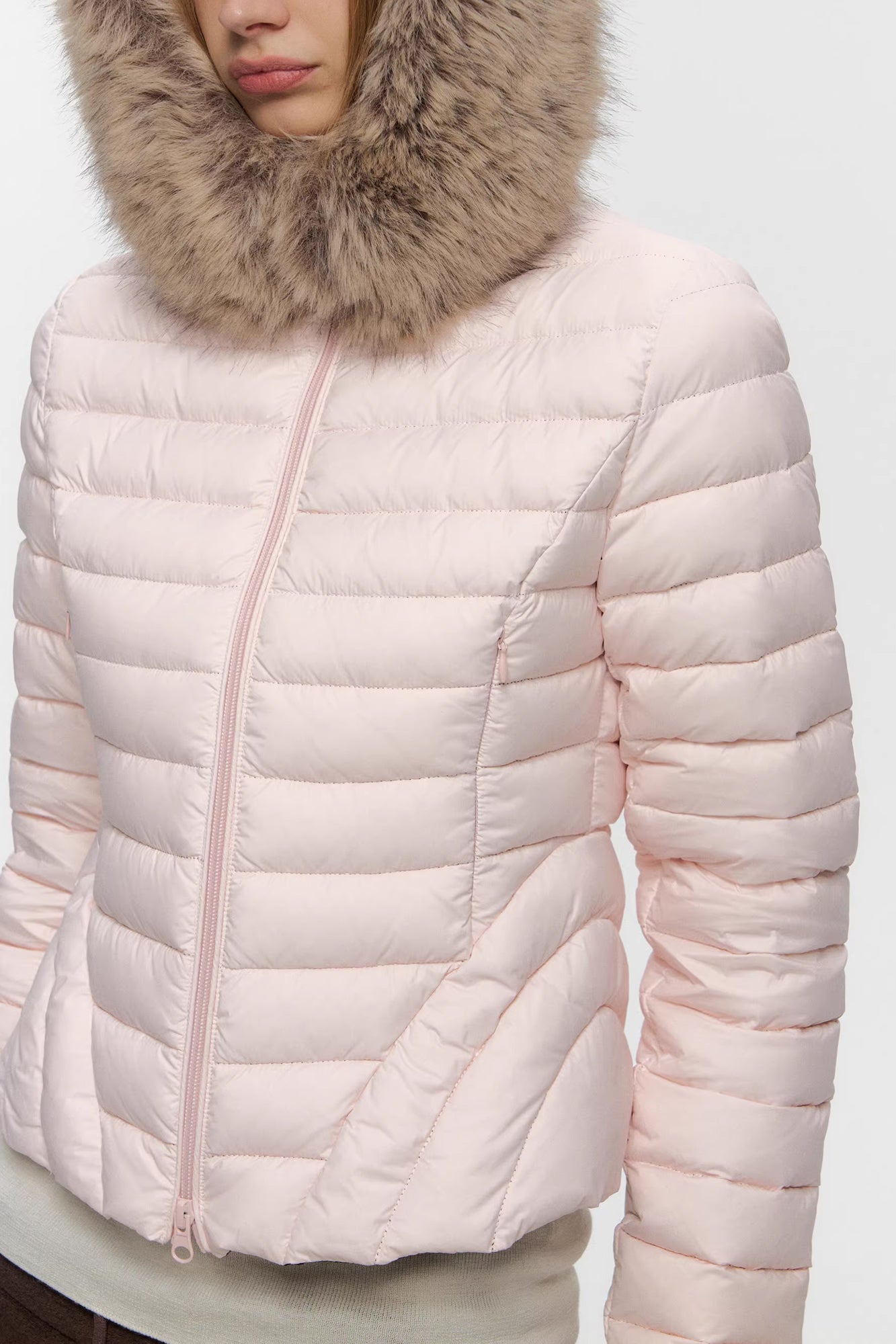 10AMSOTIIIIIIRED Detachable Faux-Fur Quilted Down Jacket