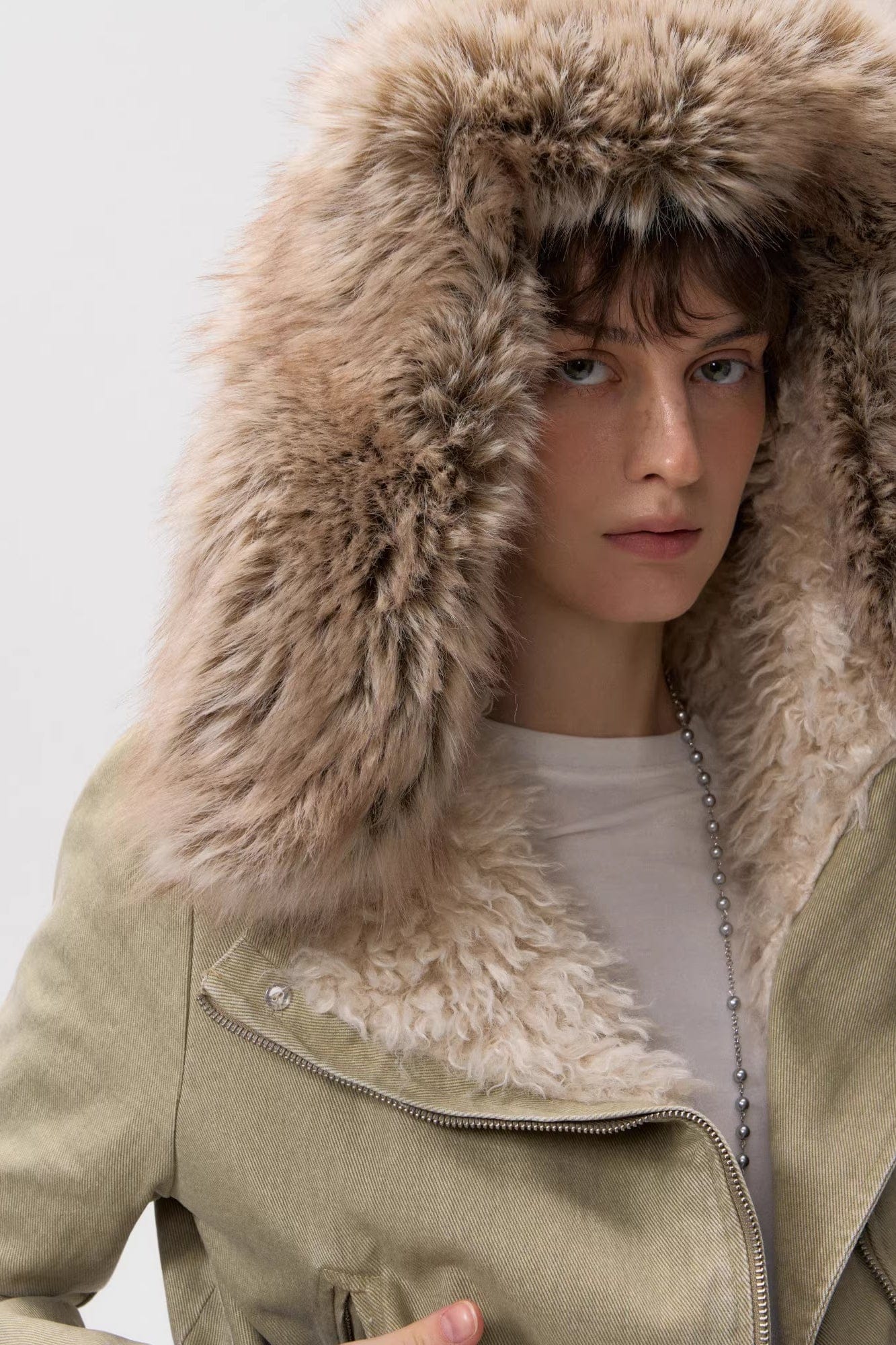 10AMSOTIIIIIIRED Sherpa-Lined Faux Fur Hooded Bomber Jacket