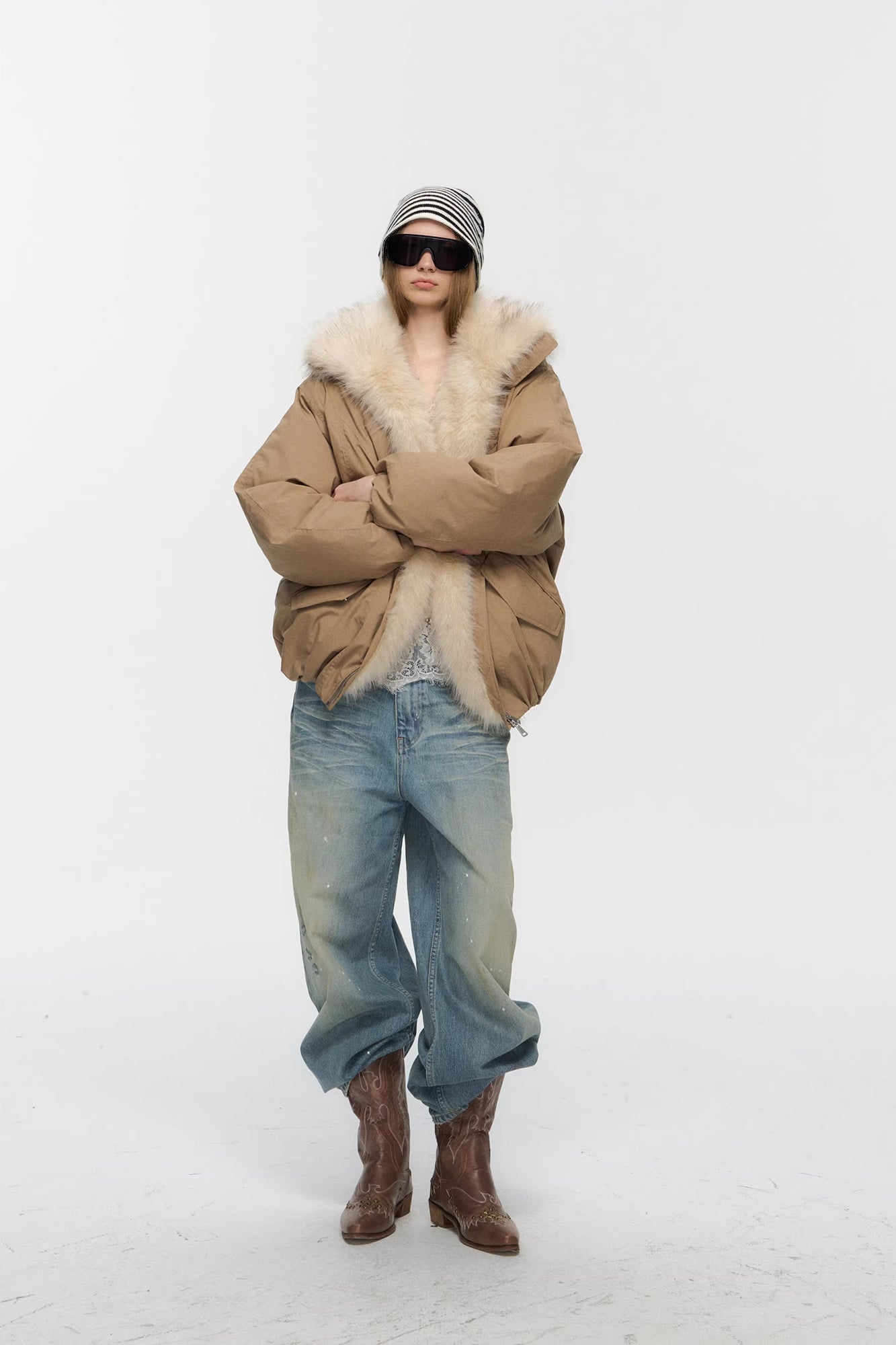 10AMSOTIIIIIIRED Water-Repellent Duck Down Puffer Jacket