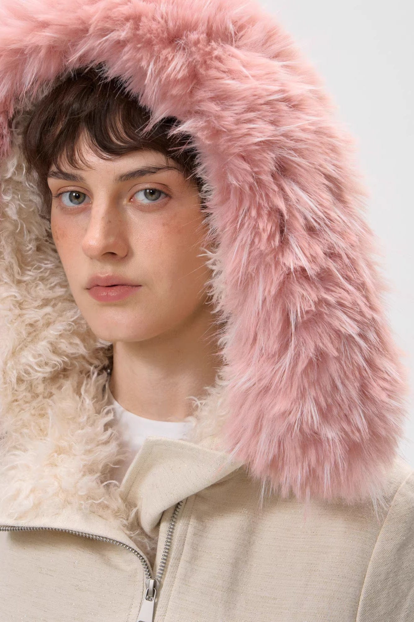 10AMSOTIIIIIIRED Sherpa-Lined Faux Fur Hooded Bomber Jacket