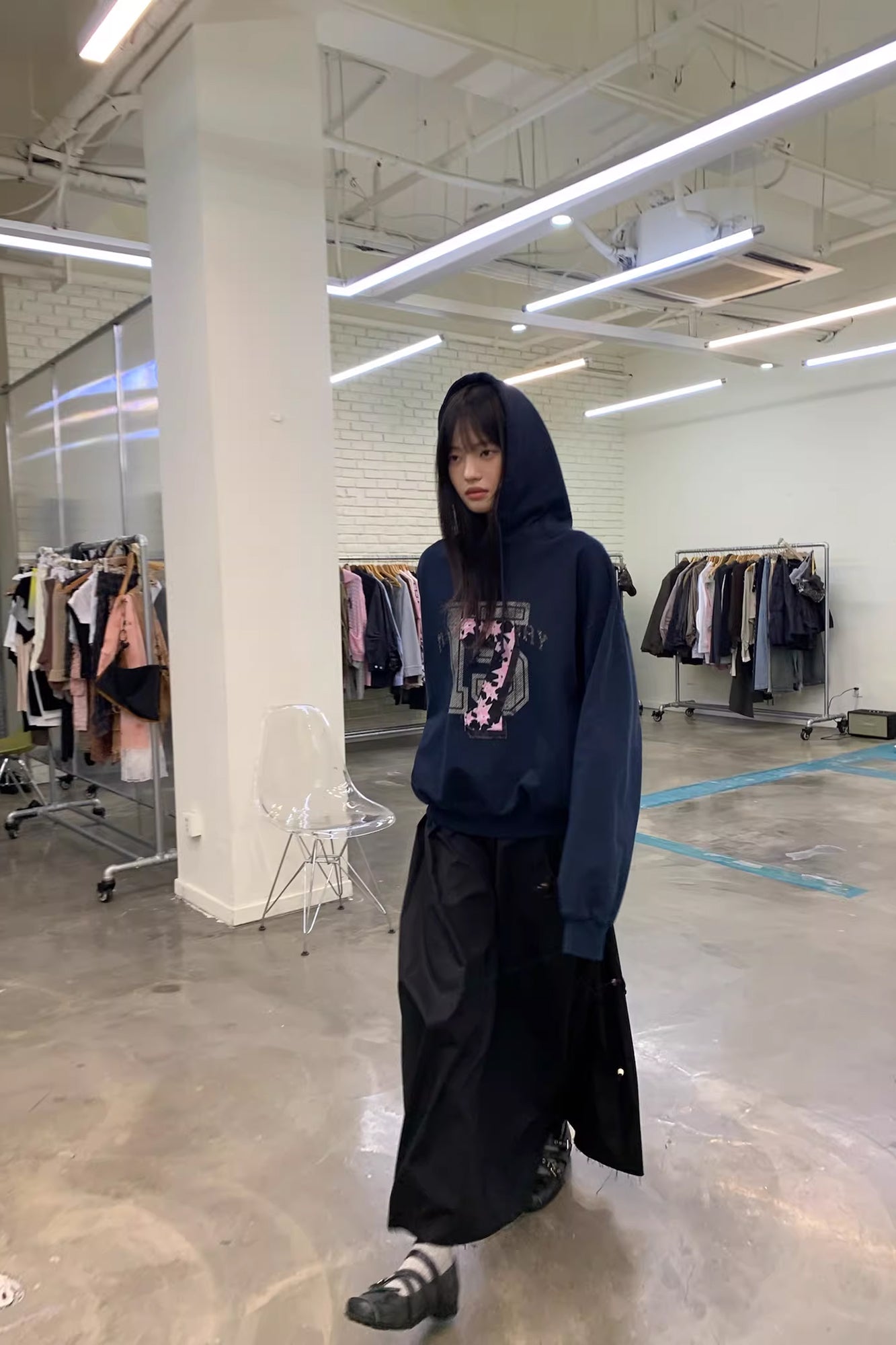 NEVERSEEZ 15 & 7 Layered Graphic Hoodie