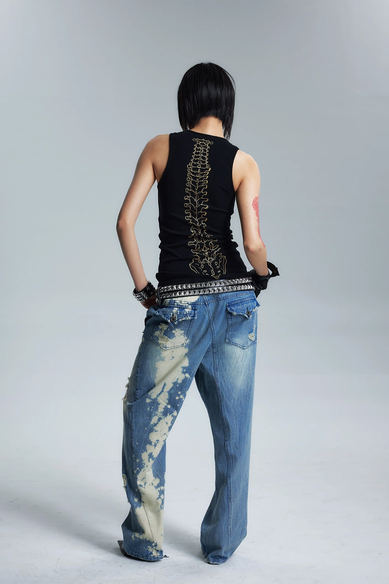 NONAME SPACE Spine Graphic Ribbed Tank Top