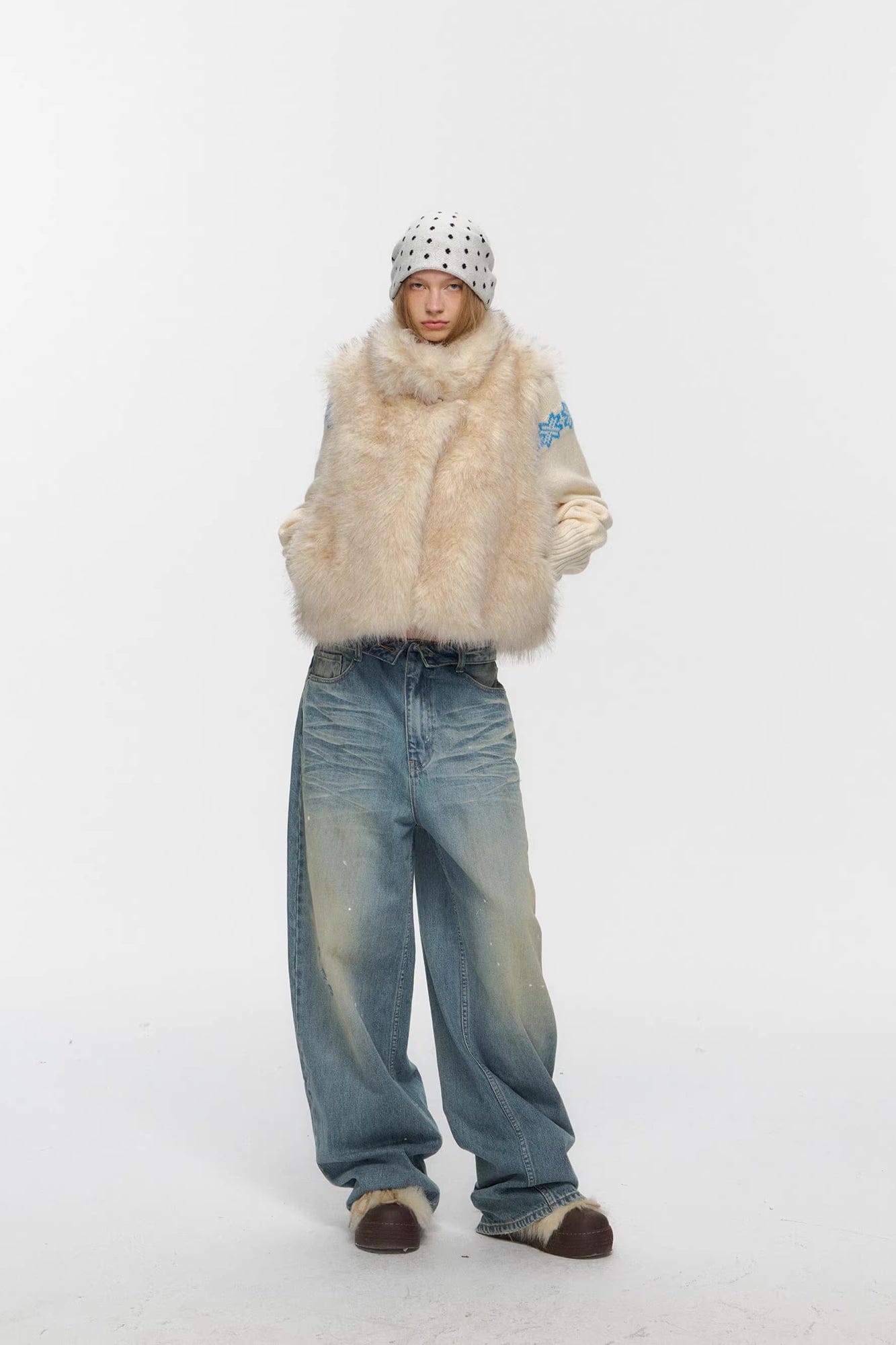 10AMSOTIIIIIIRED Asymmetrical Front Toggle Faux Fur Vest