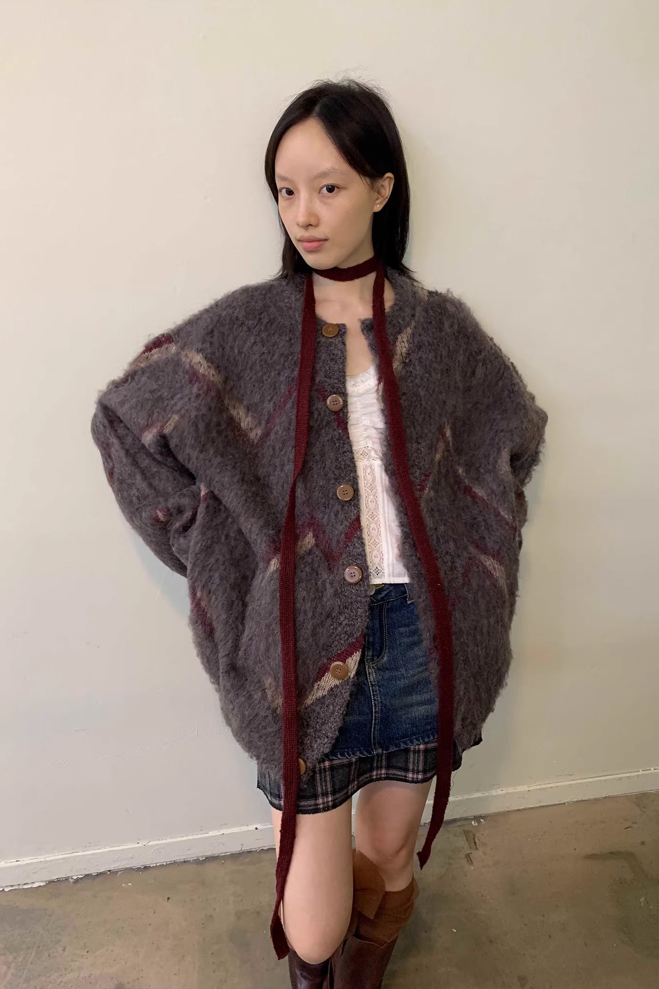 NEVERSEEZ Brushed Zigzag Button Cardigan