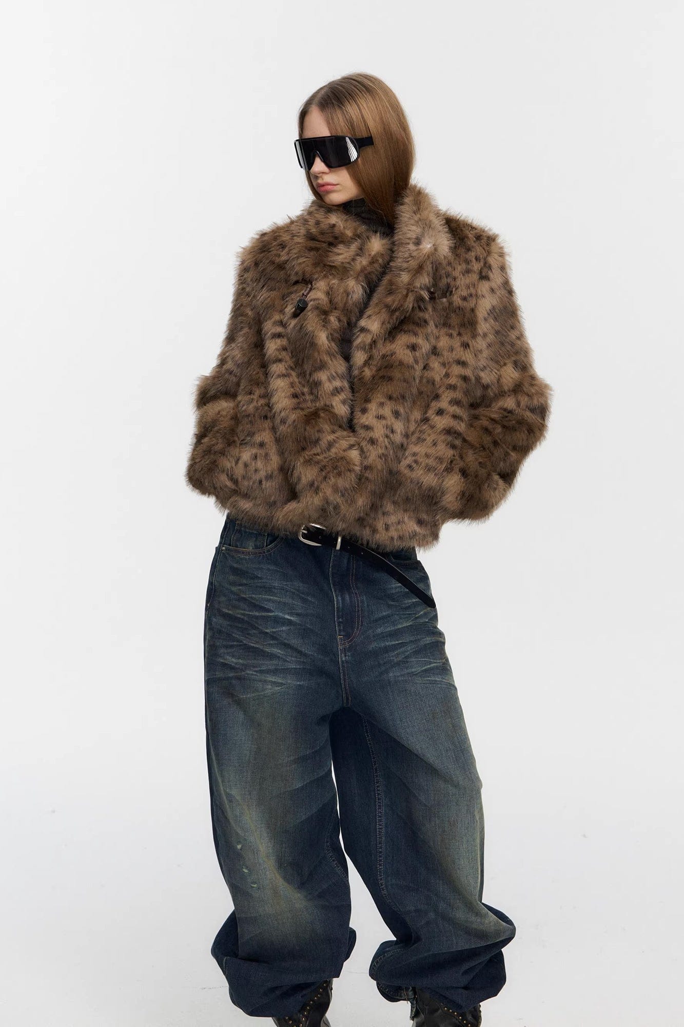 10AMSOTIIIIIIRED Asymmetrical Front Toggle Faux Fur Jacket